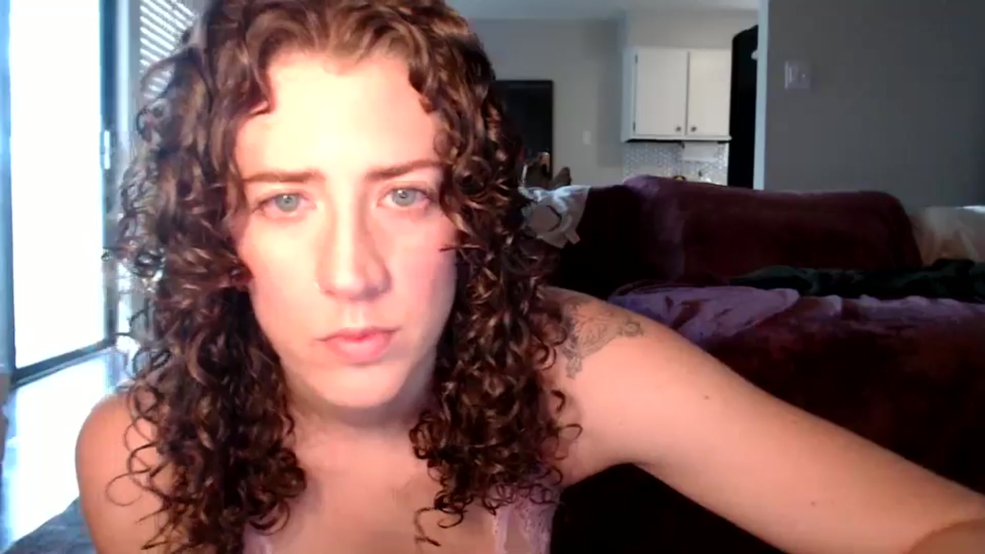 Gallery image thumbnail from Nicole_quinn's myfreecams stream on, 10/31/2024, 15:23 image 12 of 20
