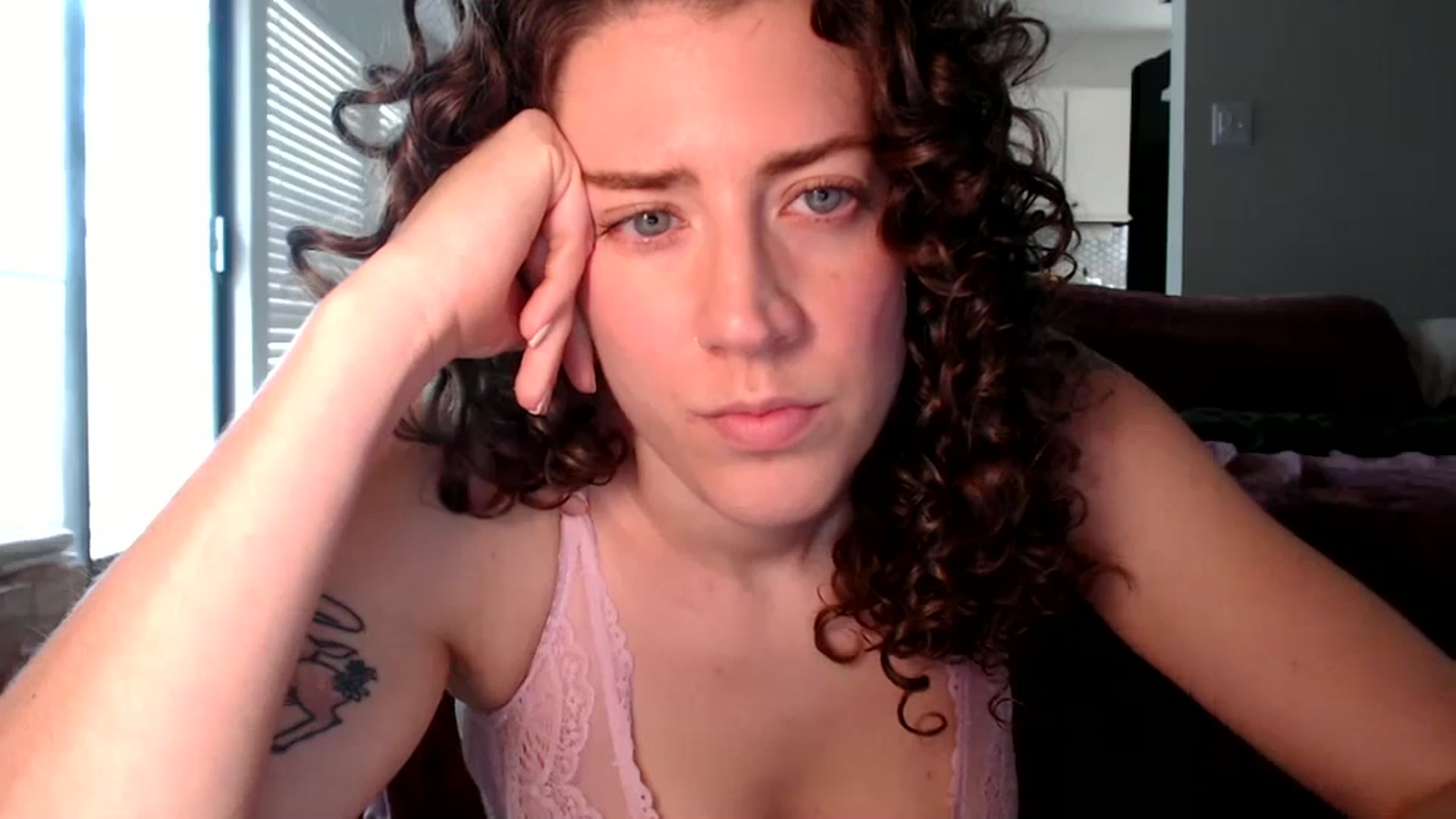 Gallery image thumbnail from Nicole_quinn's myfreecams stream on, 10/31/2024, 16:43 image 2 of 20
