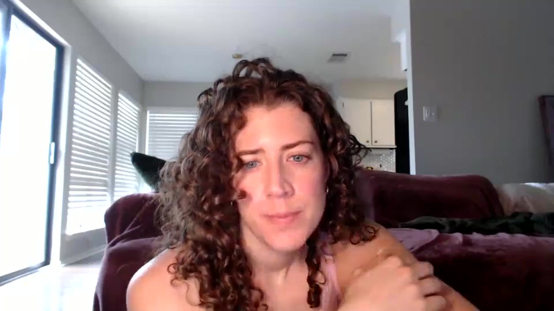 Gallery image thumbnail from Nicole_quinn's myfreecams stream on, 10/31/2024, 16:43 image 11 of 20