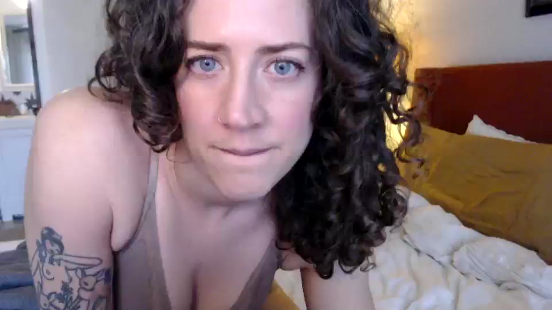 Gallery image thumbnail from Nicole_quinn's myfreecams stream on, 11/01/2024, 16:13 image 6 of 20