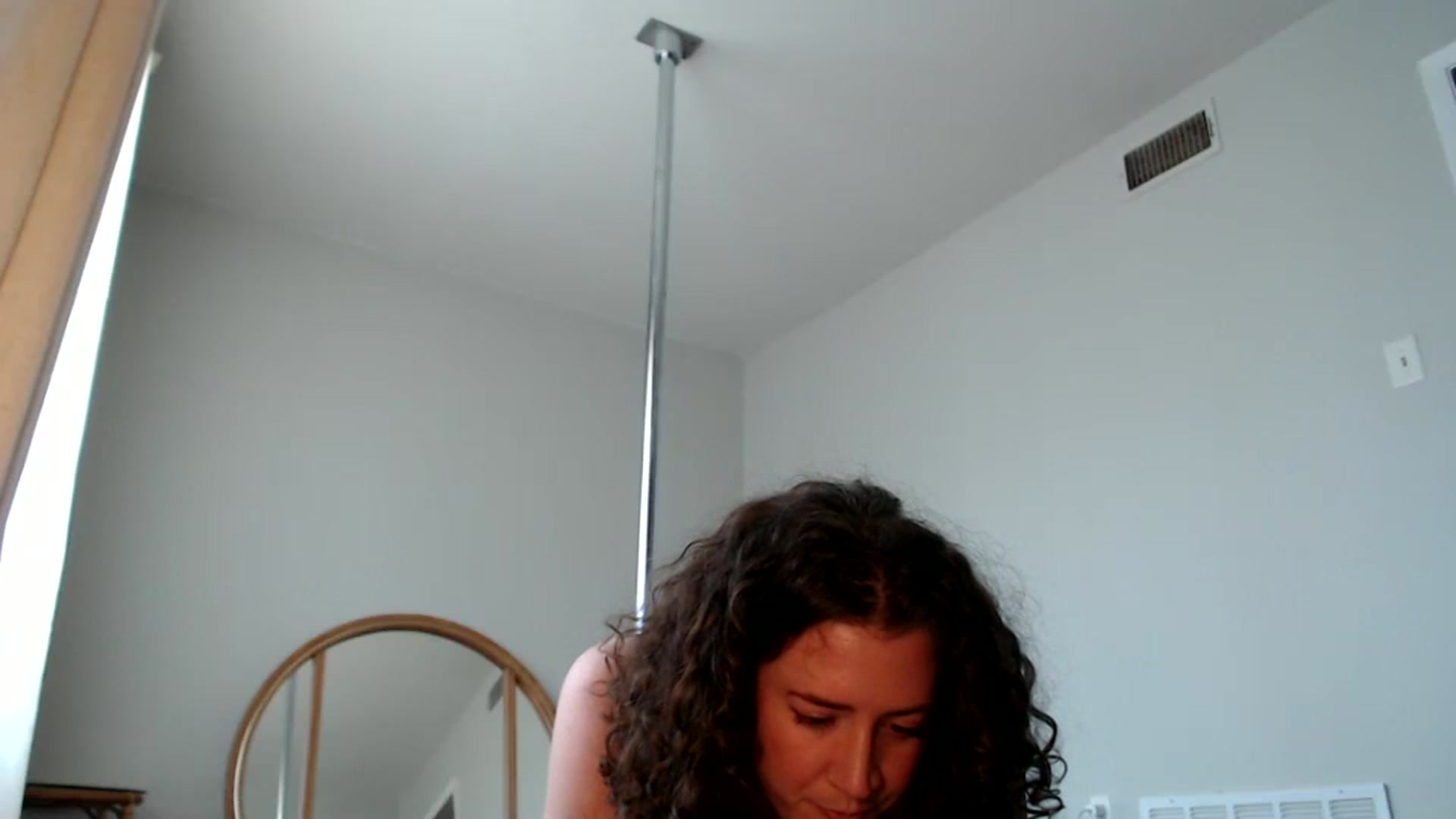 Gallery image thumbnail from Nicole_quinn's myfreecams stream on, 11/01/2024, 17:25 image 7 of 20