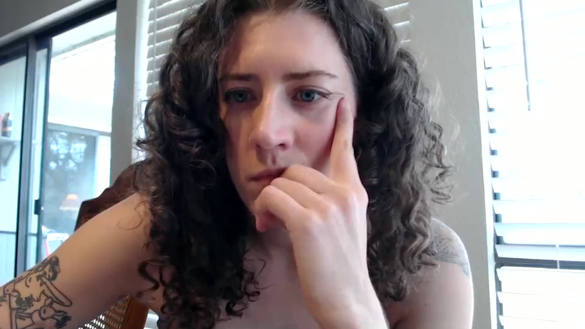 Gallery image thumbnail from Nicole_quinn's myfreecams stream on, 11/01/2024, 18:41 image 8 of 20