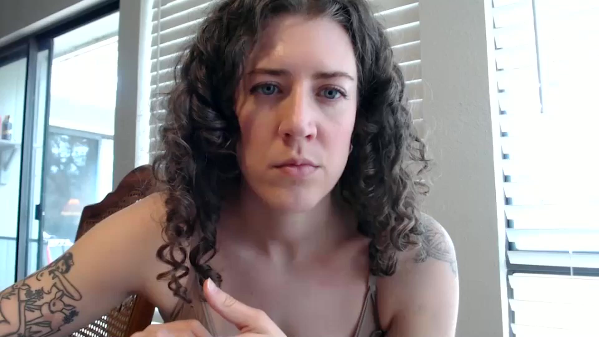 Gallery image thumbnail from Nicole_quinn's myfreecams stream on, 11/01/2024, 18:41 image 1 of 20
