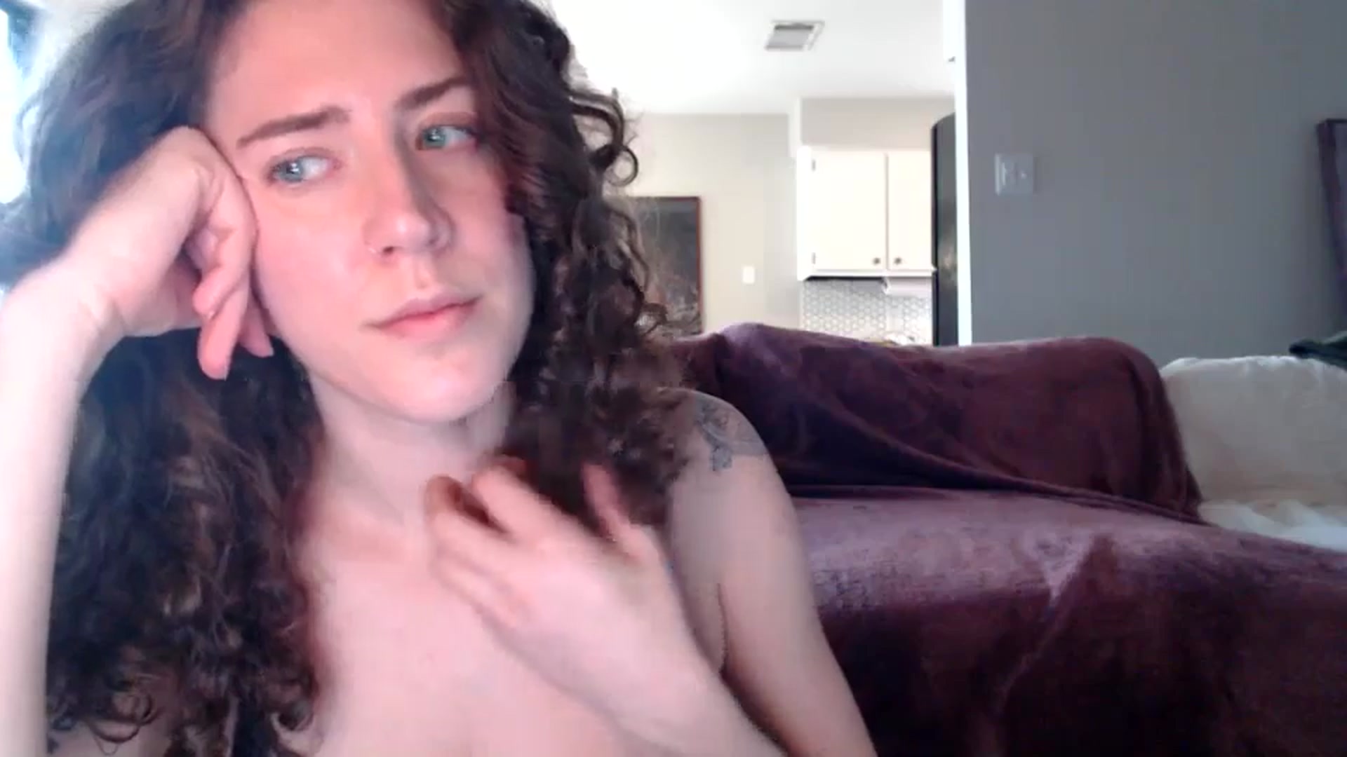 Gallery image thumbnail from Nicole_quinn's myfreecams stream on, 11/02/2024, 20:45 image 10 of 20