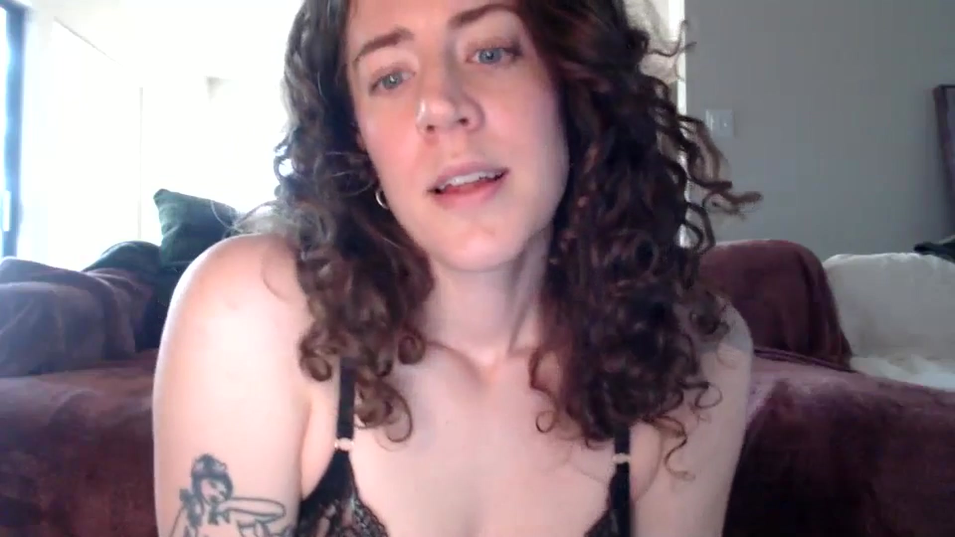 Gallery image thumbnail from Nicole_quinn's myfreecams stream on, 11/02/2024, 20:45 image 14 of 20