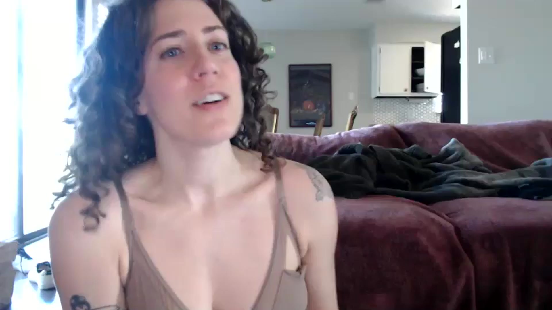 Gallery image thumbnail from Nicole_quinn's myfreecams stream on, 11/06/2024, 20:11 image 1 of 20