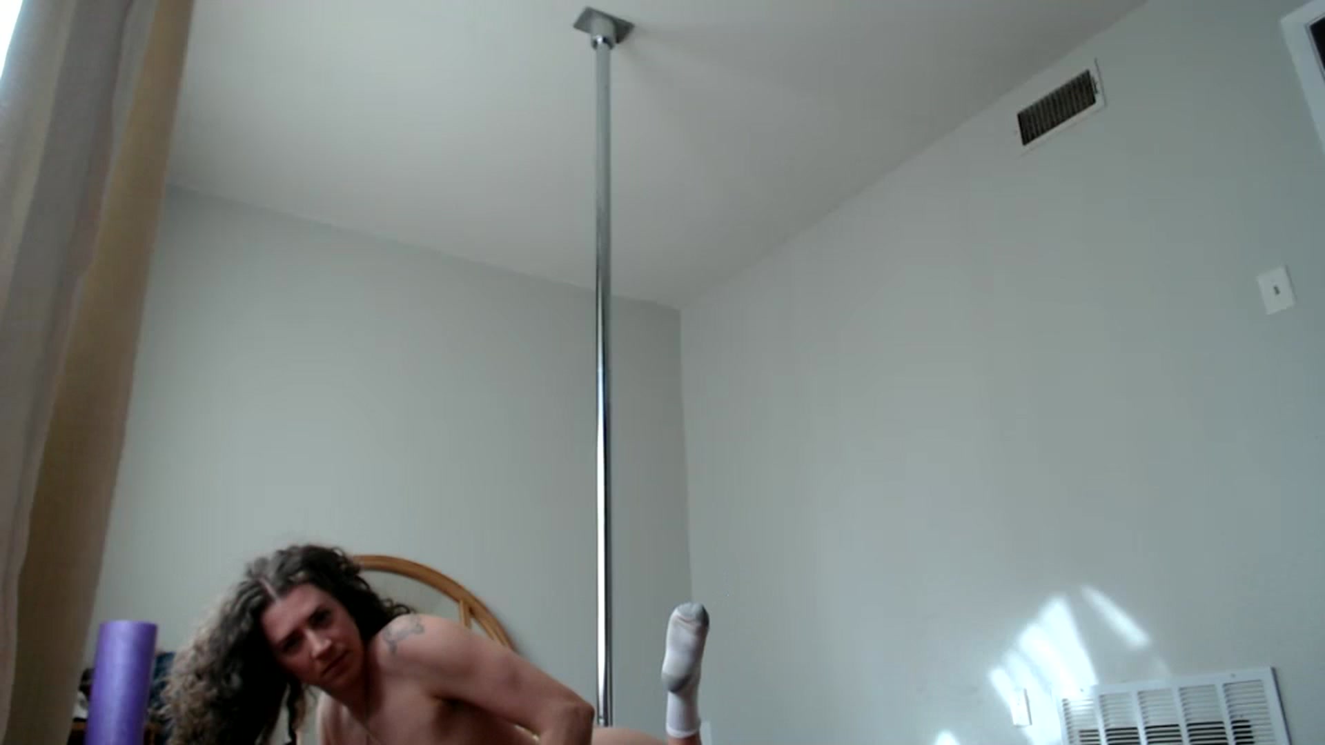 Gallery image thumbnail from Nicole_quinn's myfreecams stream on, 11/11/2024, 16:13 image 8 of 20