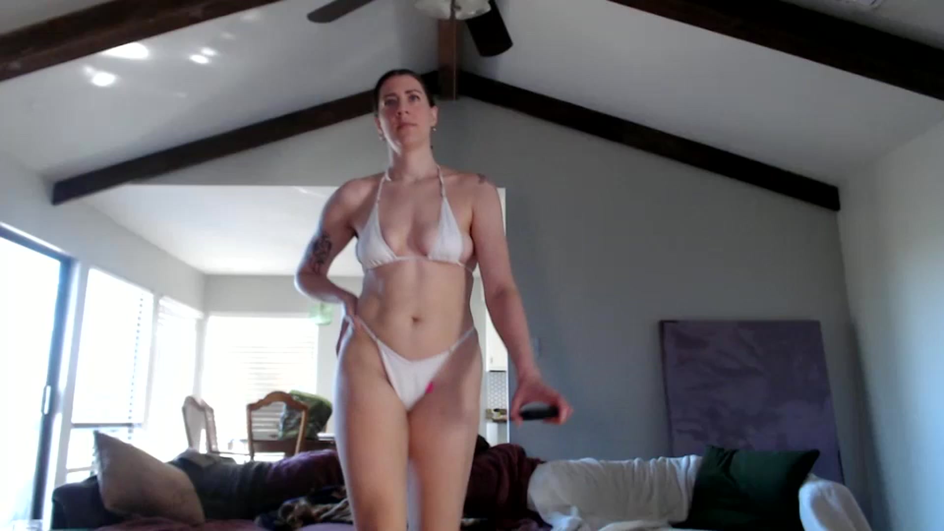 Gallery image thumbnail from Nicole_quinn's myfreecams stream on, 11/14/2024, 15:52 image 1 of 20