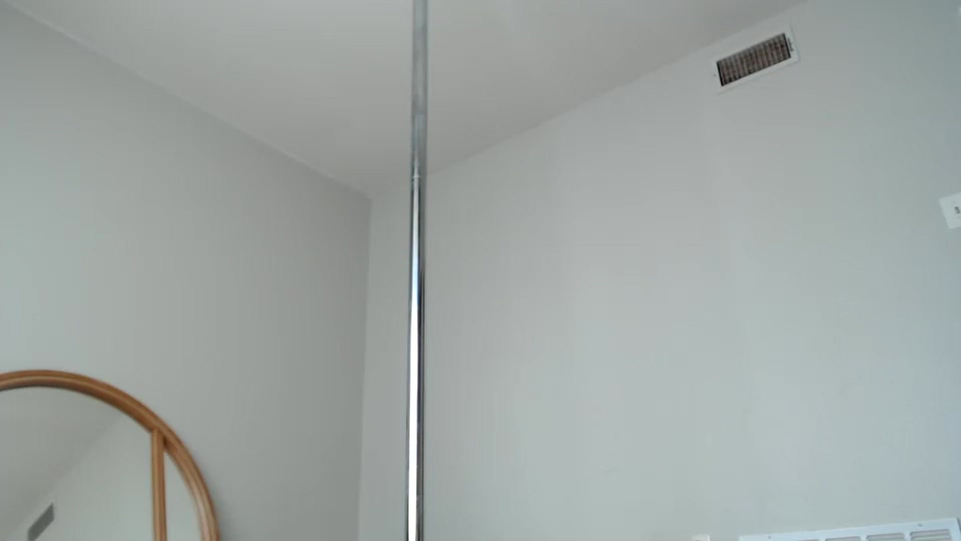 Gallery image thumbnail from Nicole_quinn's myfreecams stream on, 11/14/2024, 17:50 image 20 of 20