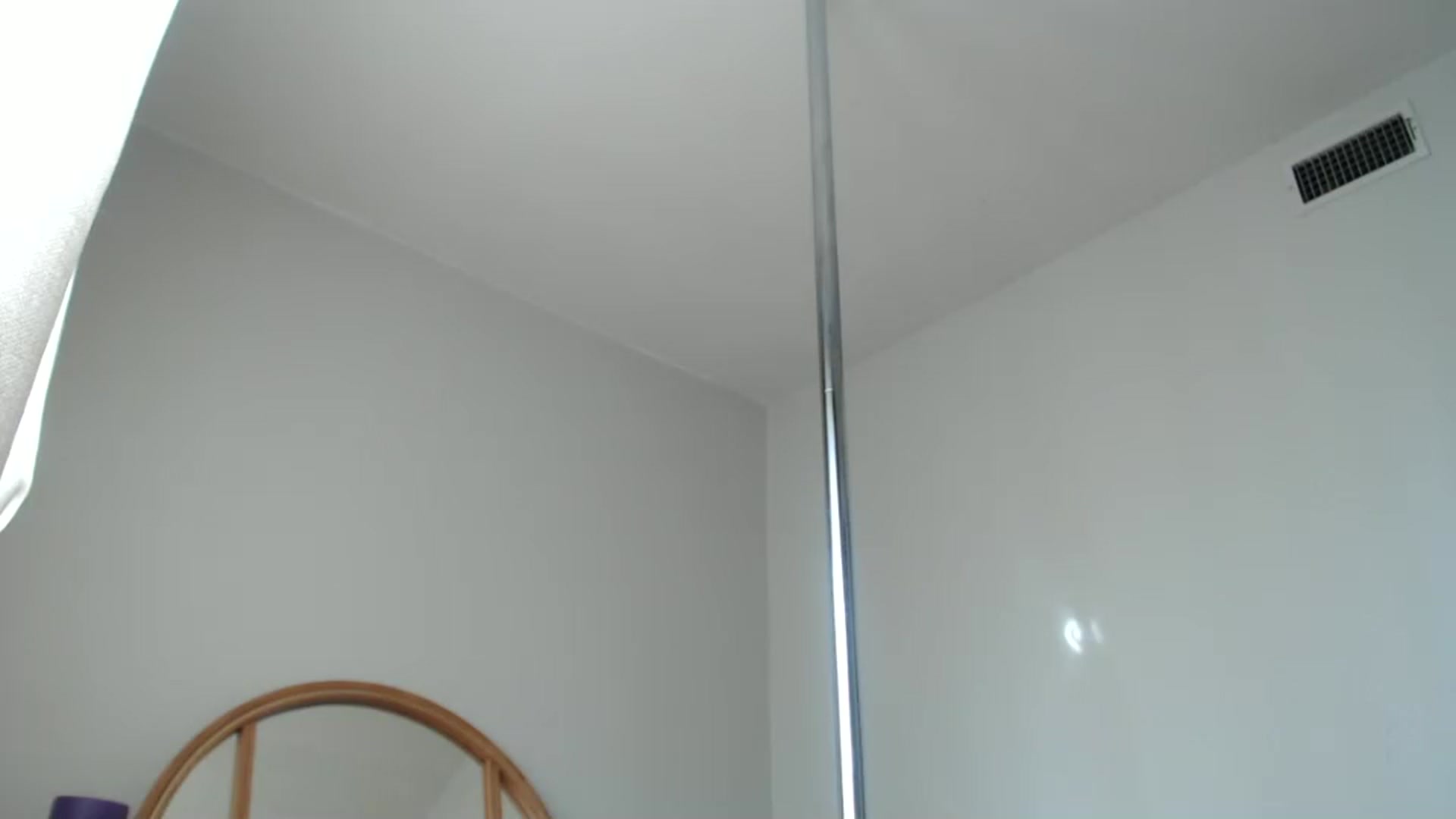Gallery image thumbnail from Nicole_quinn's myfreecams stream on, 11/26/2024, 18:20 image 11 of 20