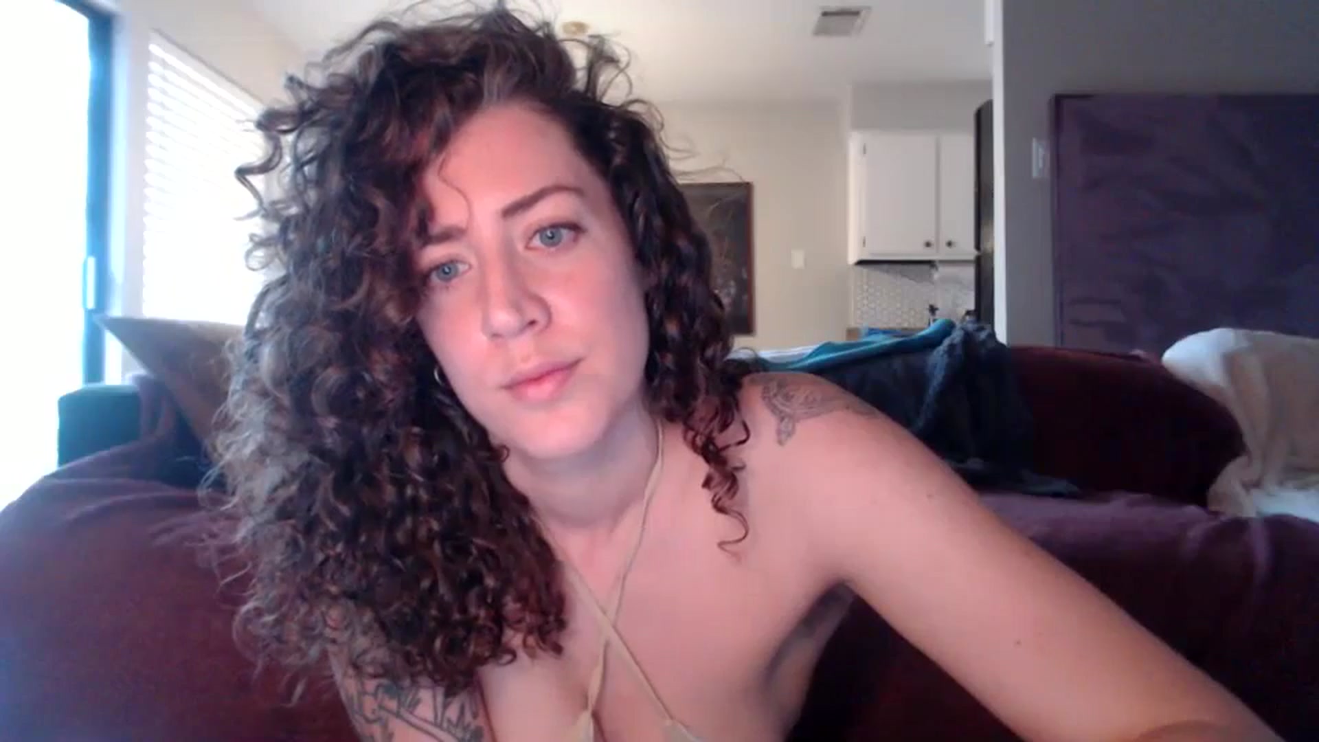 Gallery image thumbnail from Nicole_quinn's myfreecams stream on, 12/04/2024, 16:03 image 2 of 20