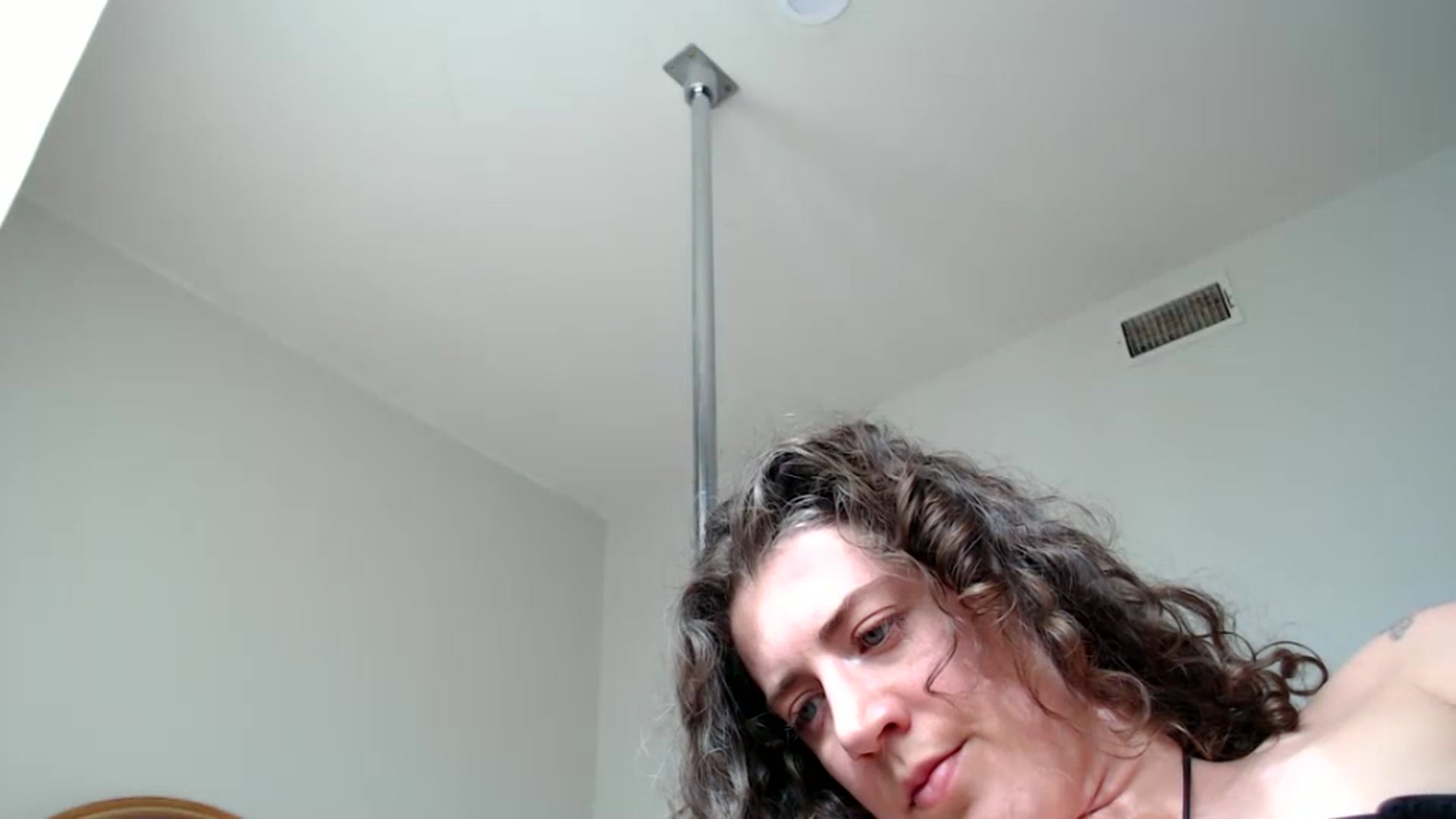 Gallery image thumbnail from Nicole_quinn's myfreecams stream on, 12/31/2024, 17:54 image 16 of 20