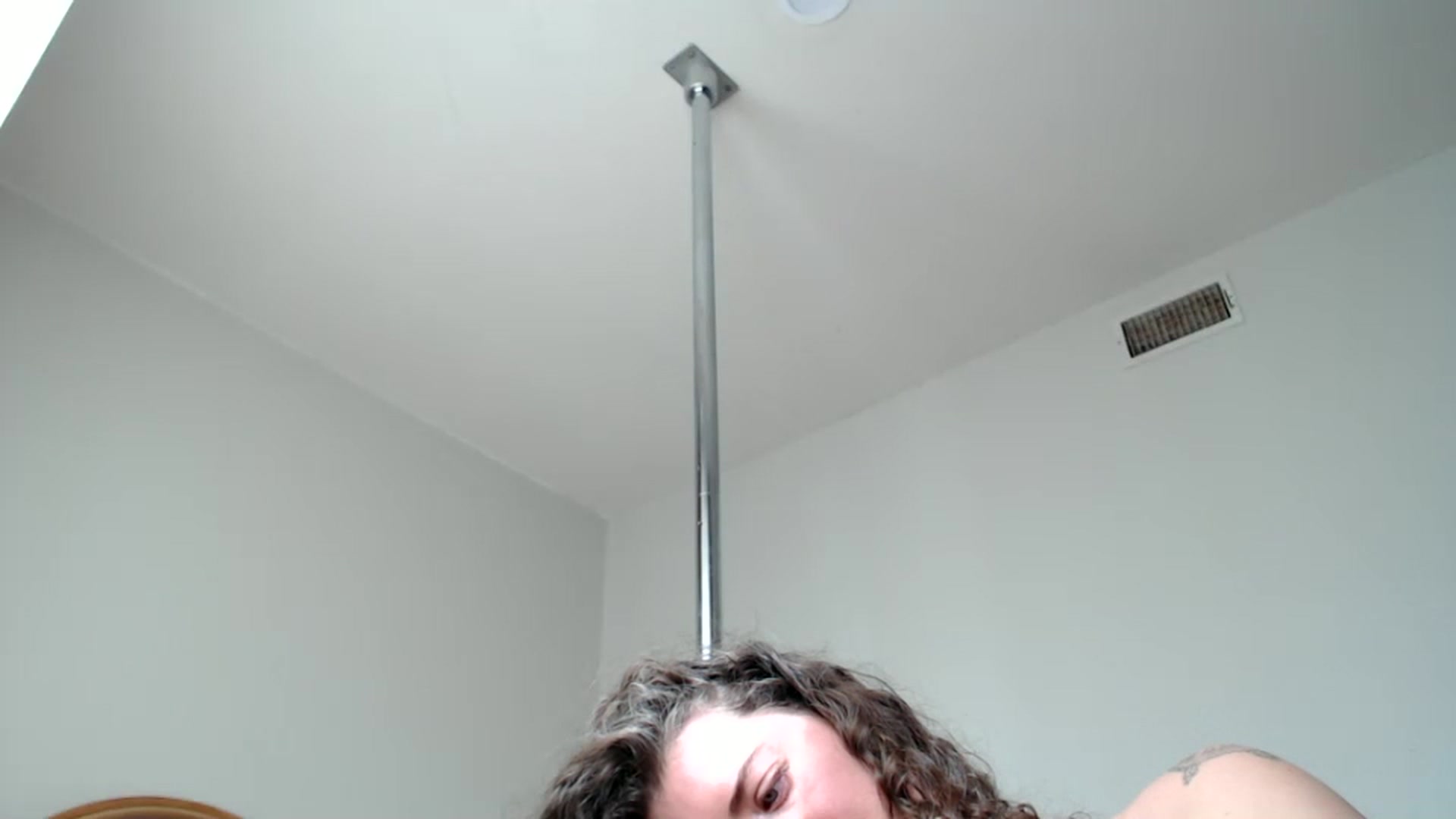 Gallery image thumbnail from Nicole_quinn's myfreecams stream on, 12/31/2024, 17:54 image 4 of 20