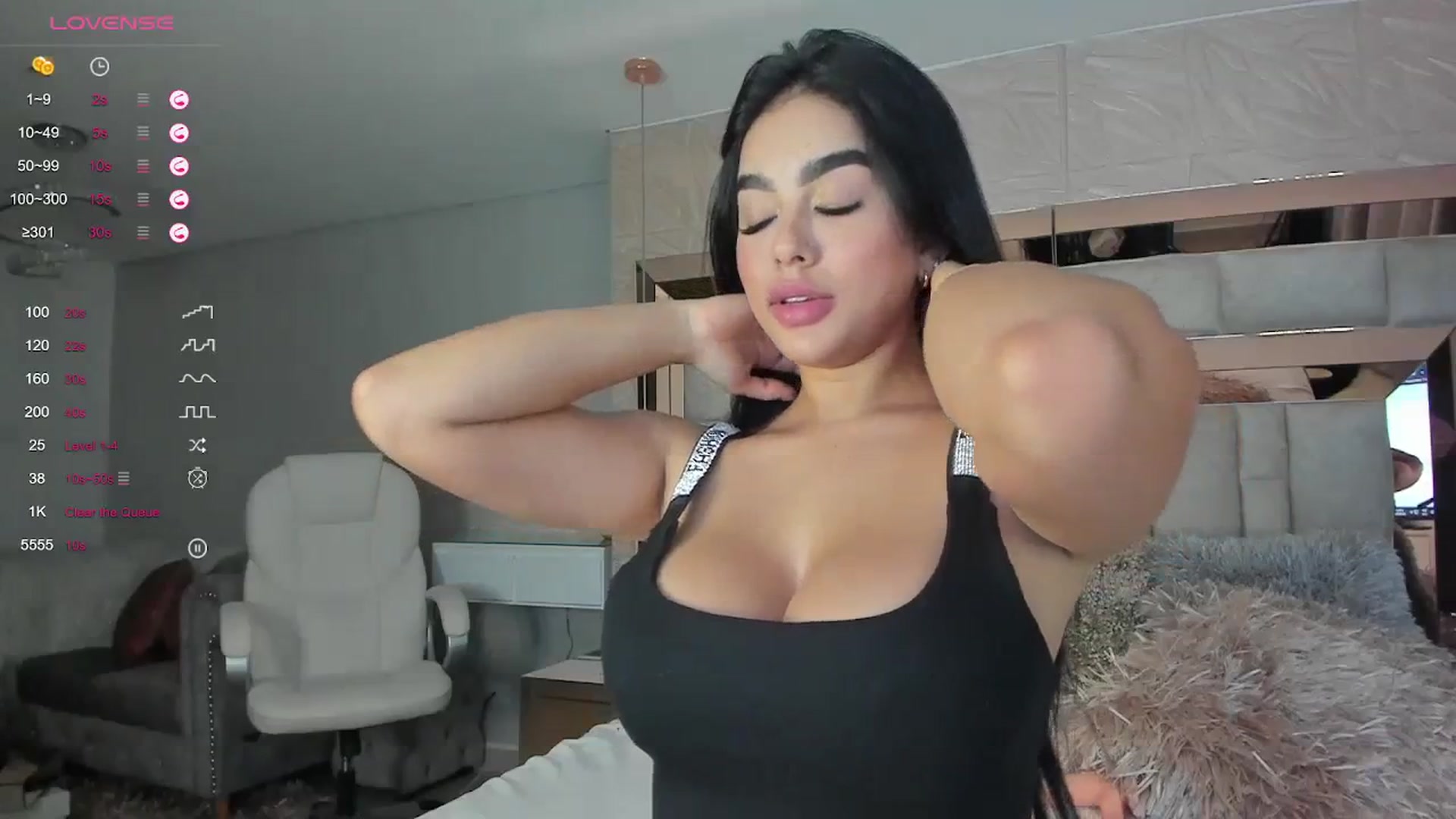 Gallery image thumbnail from Nicole_stormy's myfreecams stream on, 10/25/2023, 24:03 image 14 of 20