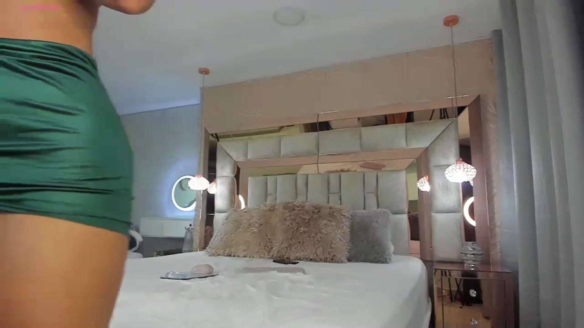 Gallery image thumbnail from Nicole_stormy's myfreecams stream on, 10/26/2023, 24:03 image 3 of 20