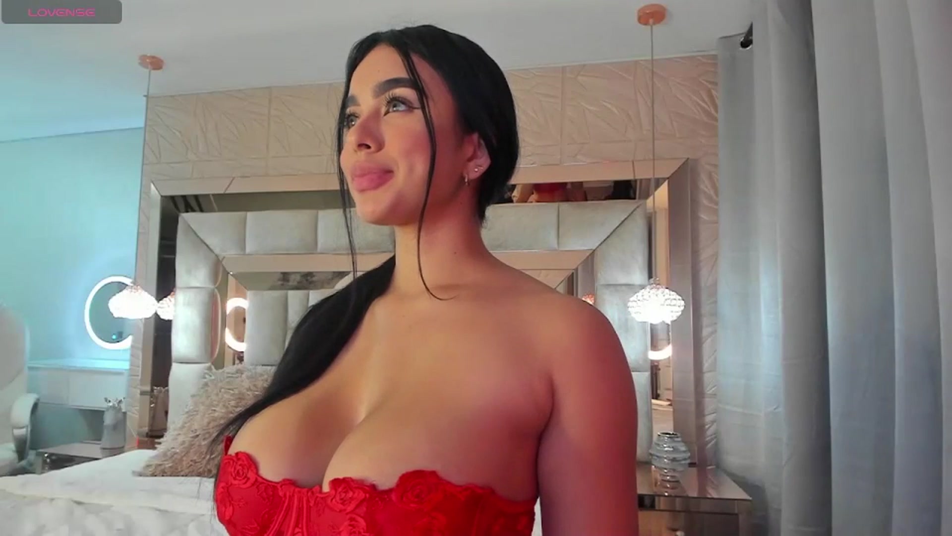 Gallery image thumbnail from Nicole_stormy's myfreecams stream on, 11/22/2023, 02:35 image 11 of 20