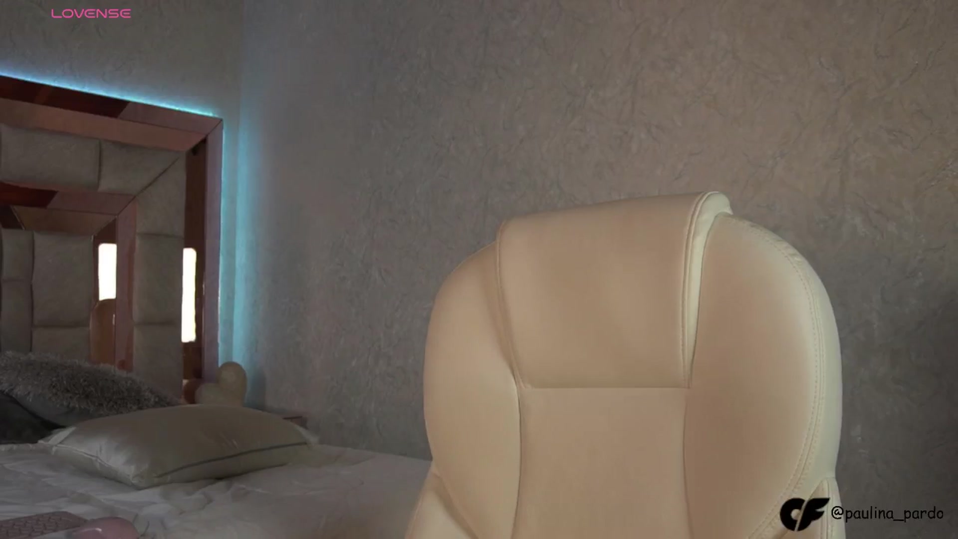 Gallery image thumbnail from Nicole_stormy's myfreecams stream on, 12/02/2024, 21:13 image 8 of 20