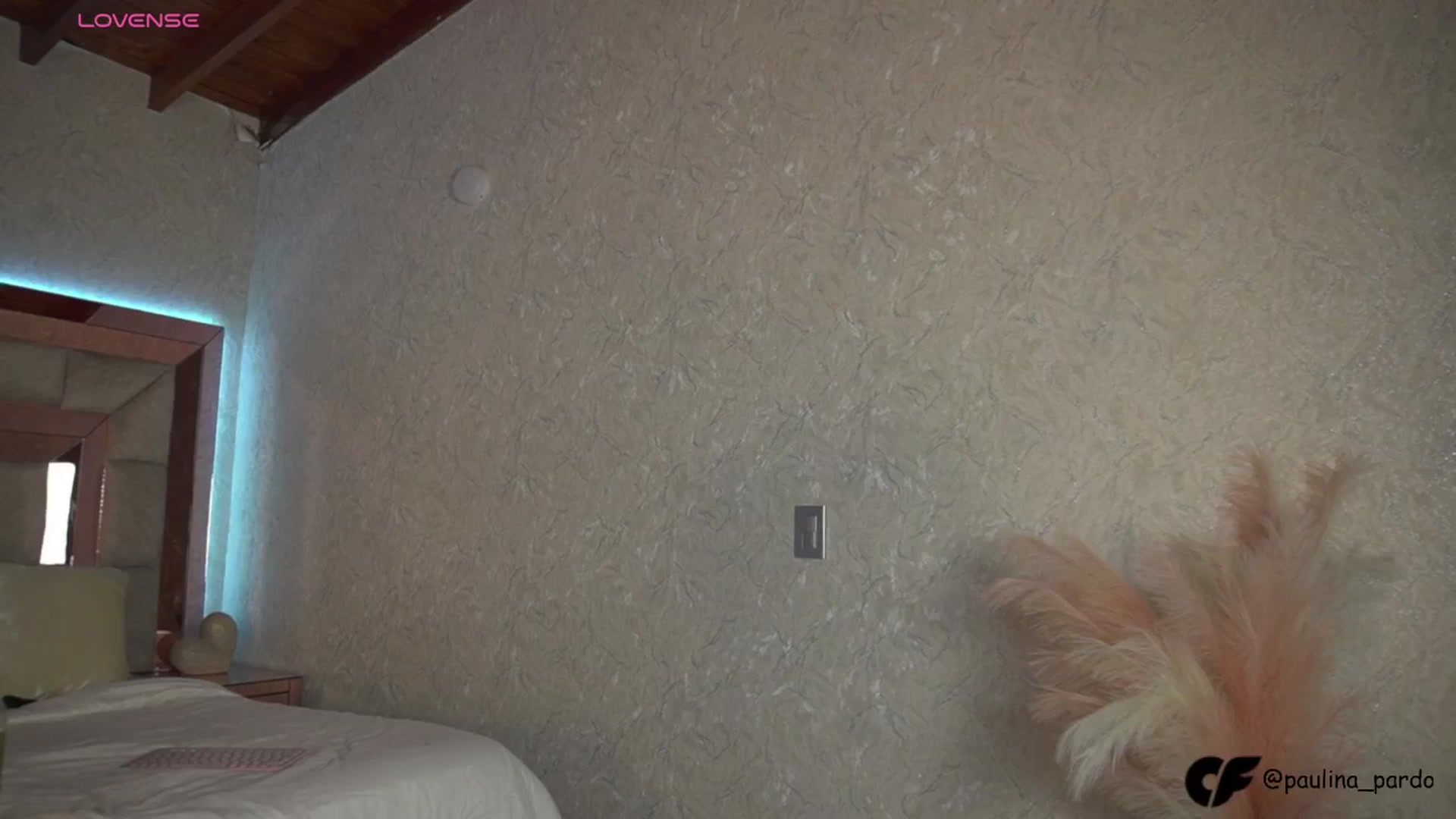 Gallery image thumbnail from Nicole_stormy's myfreecams stream on, 12/03/2024, 21:42 image 18 of 20