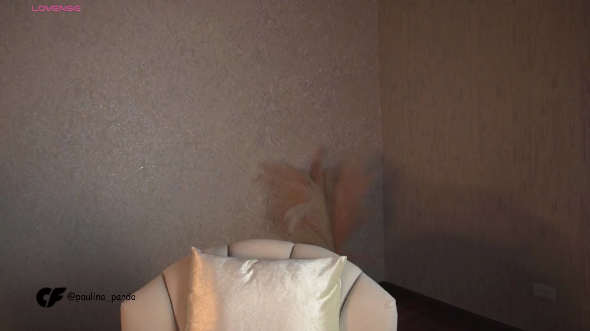 Gallery image thumbnail from Nicole_stormy's myfreecams stream on, 10/12/2025, 01:16 image 12 of 20