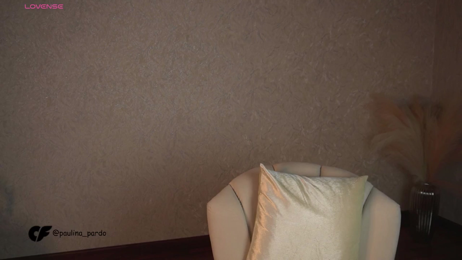 Gallery image thumbnail from Nicole_stormy's myfreecams stream on, 10/29/2025, 23:50 image 5 of 20