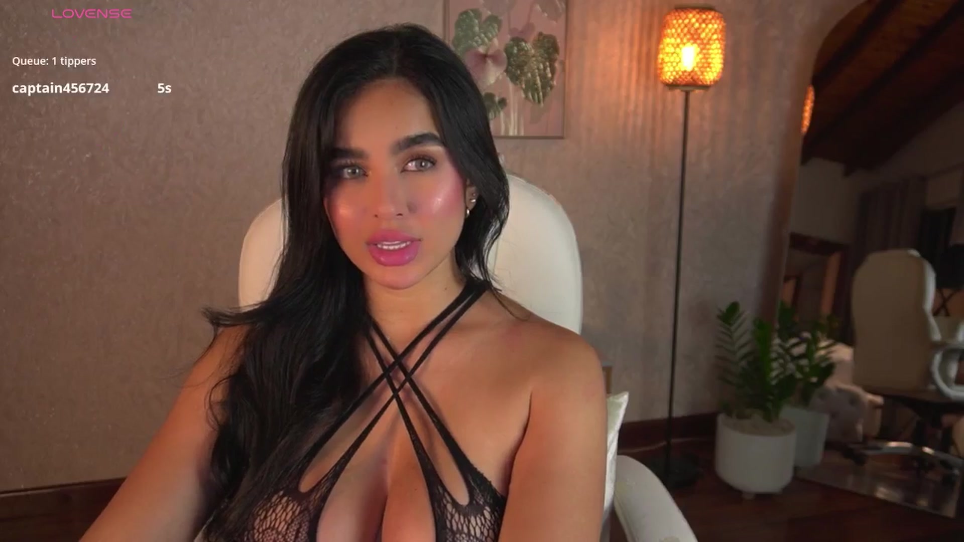 Gallery image thumbnail from Nicole_stormy's myfreecams stream on, 11/26/2025, 24:04 image 19 of 20