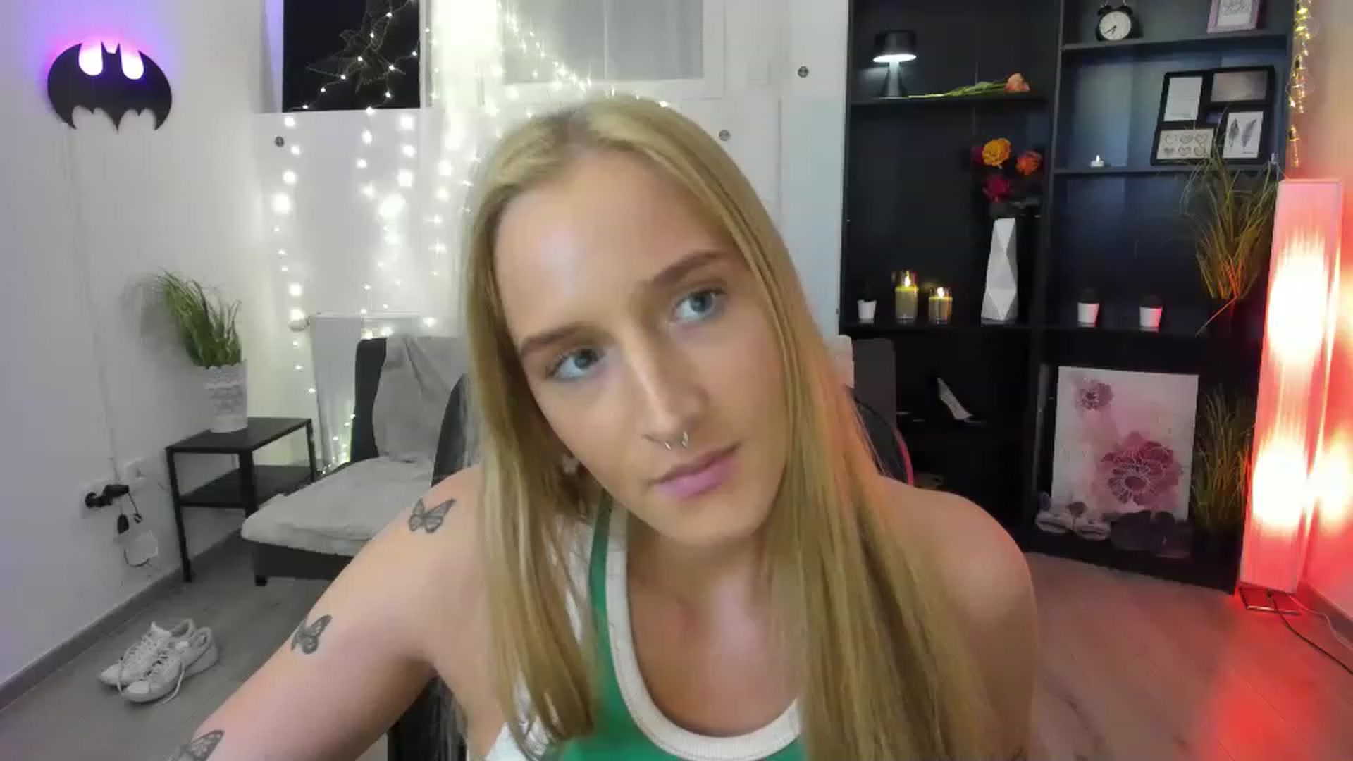 Gallery image thumbnail from NicoletteShea's myfreecams stream on, 03/09/2023, 17:53 image 11 of 20