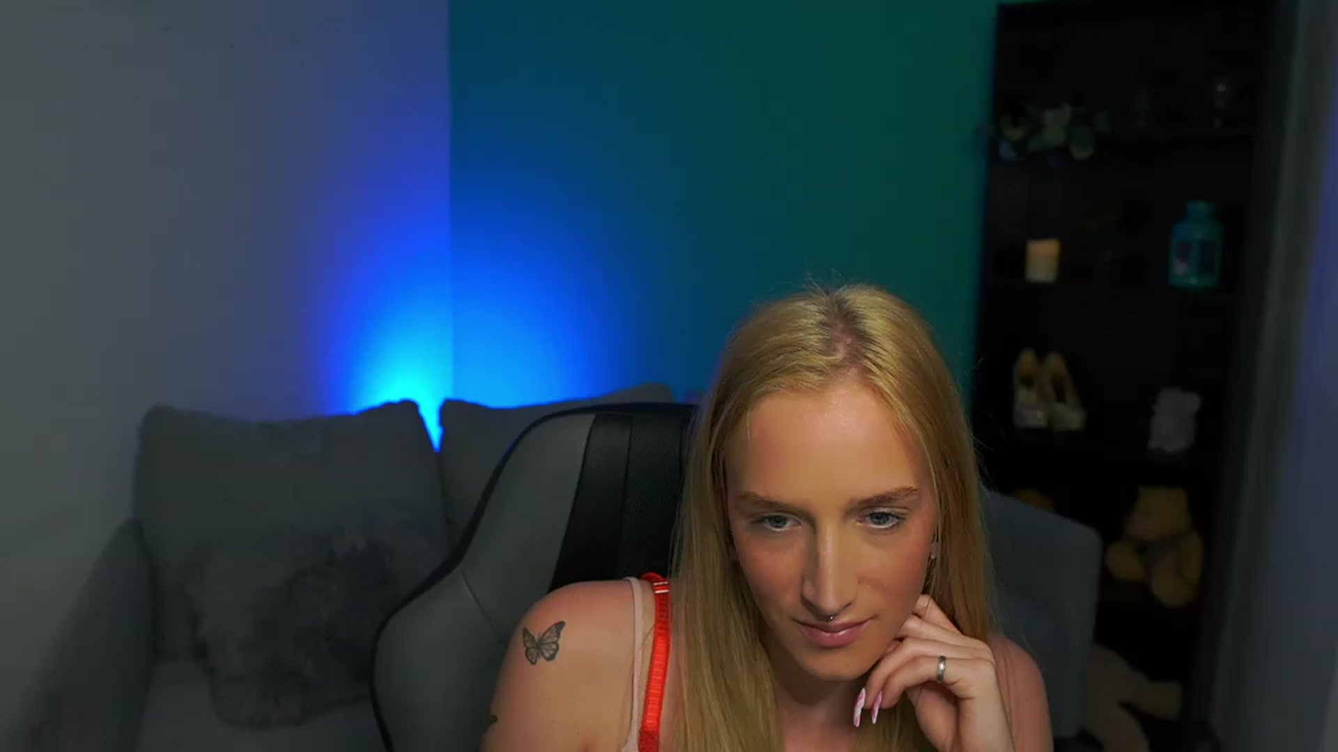 Gallery image thumbnail from NicoletteShea's myfreecams stream on, 03/16/2023, 17:29 image 5 of 20