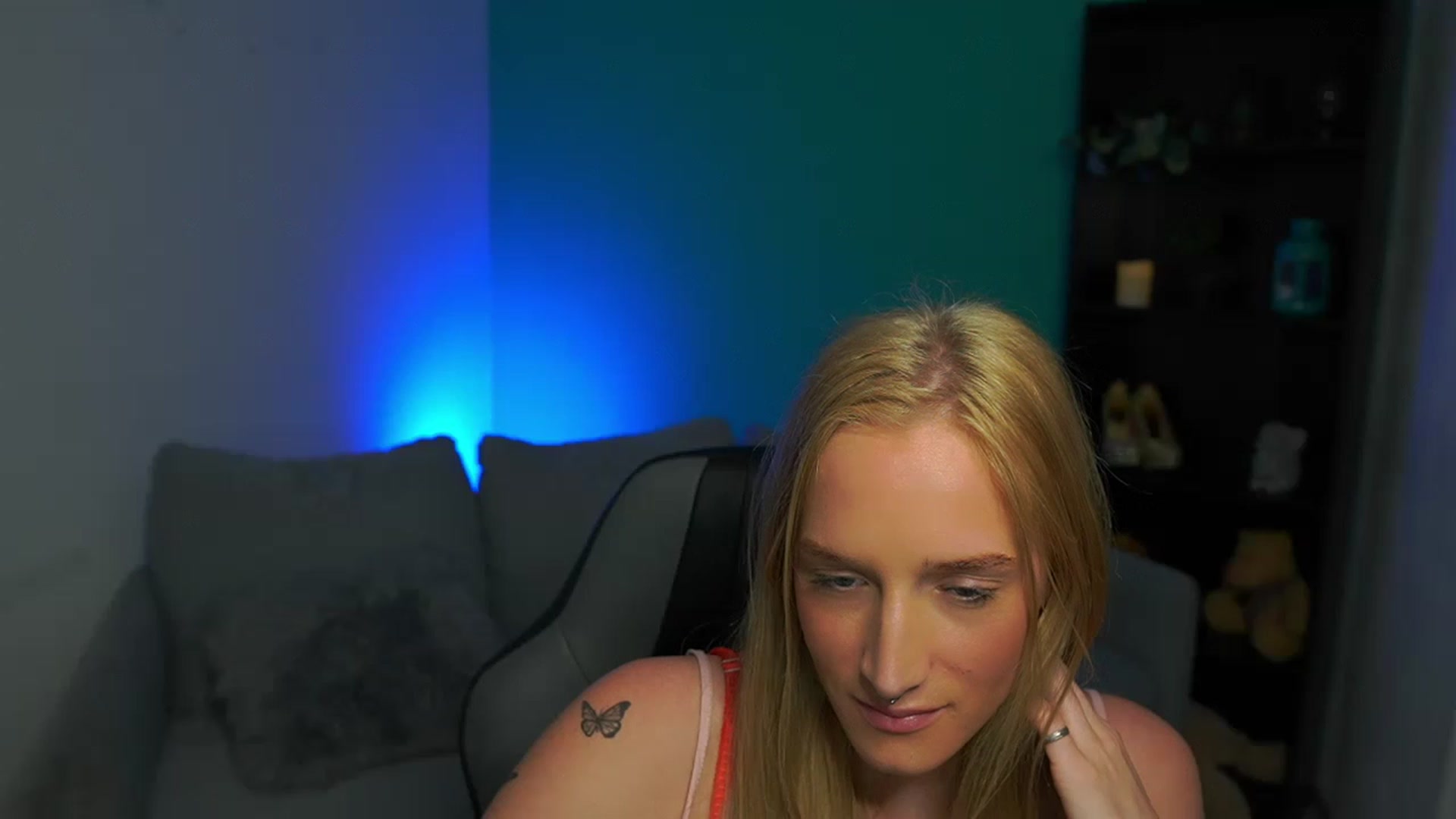 Gallery image thumbnail from NicoletteShea's myfreecams stream on, 03/16/2023, 17:29 image 10 of 20
