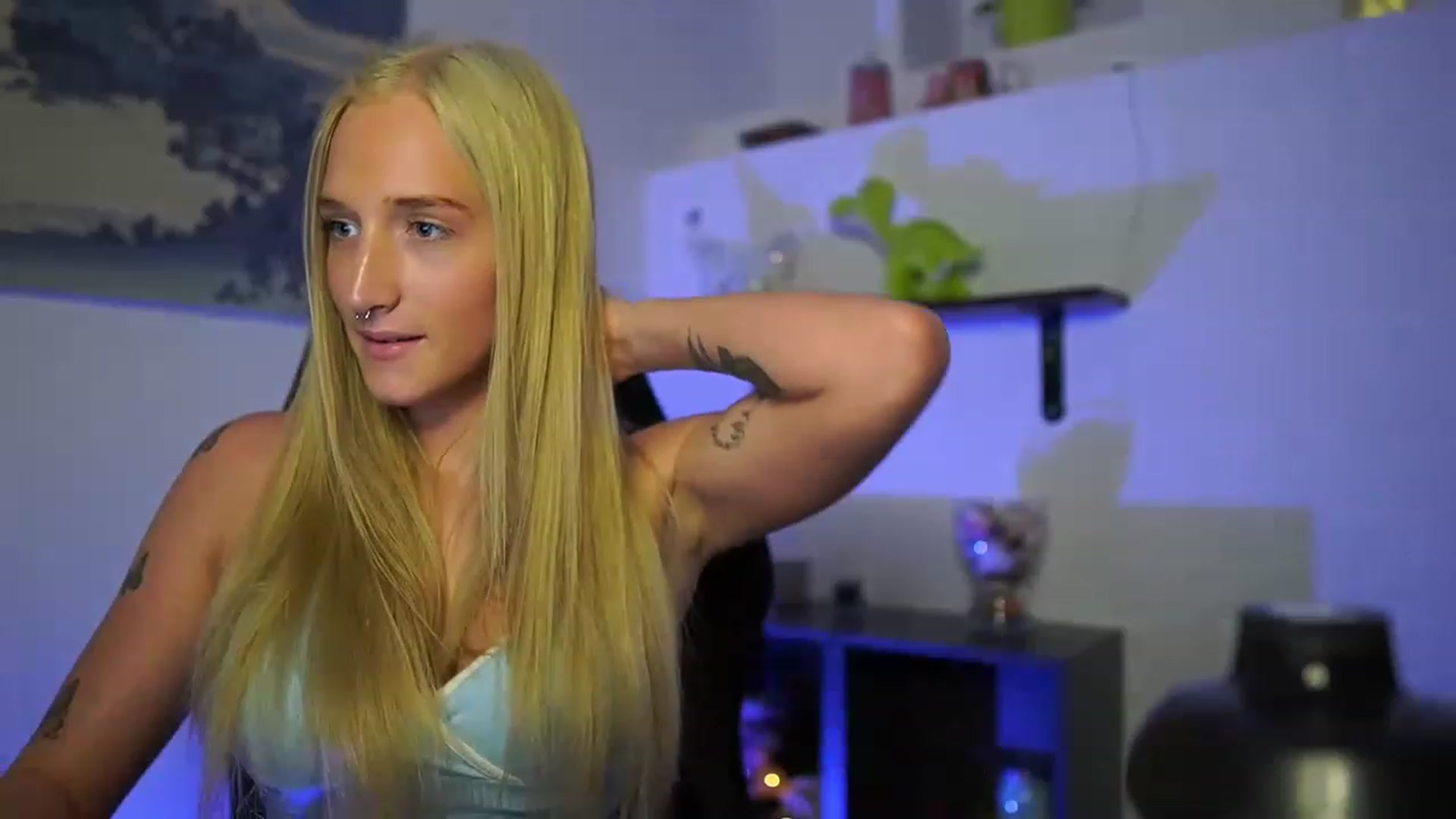 Gallery image thumbnail from NicoletteShea's myfreecams stream on, 03/21/2023, 19:06 image 8 of 20