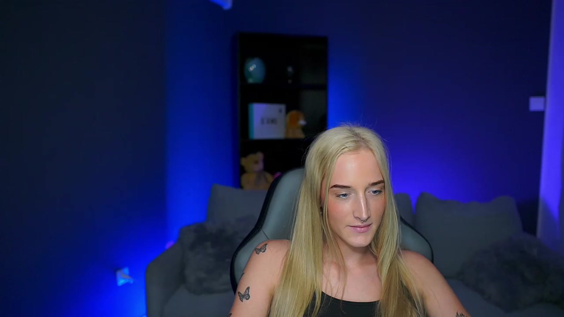 Gallery image thumbnail from NicoletteShea's myfreecams stream on, 04/05/2023, 10:58 image 19 of 20