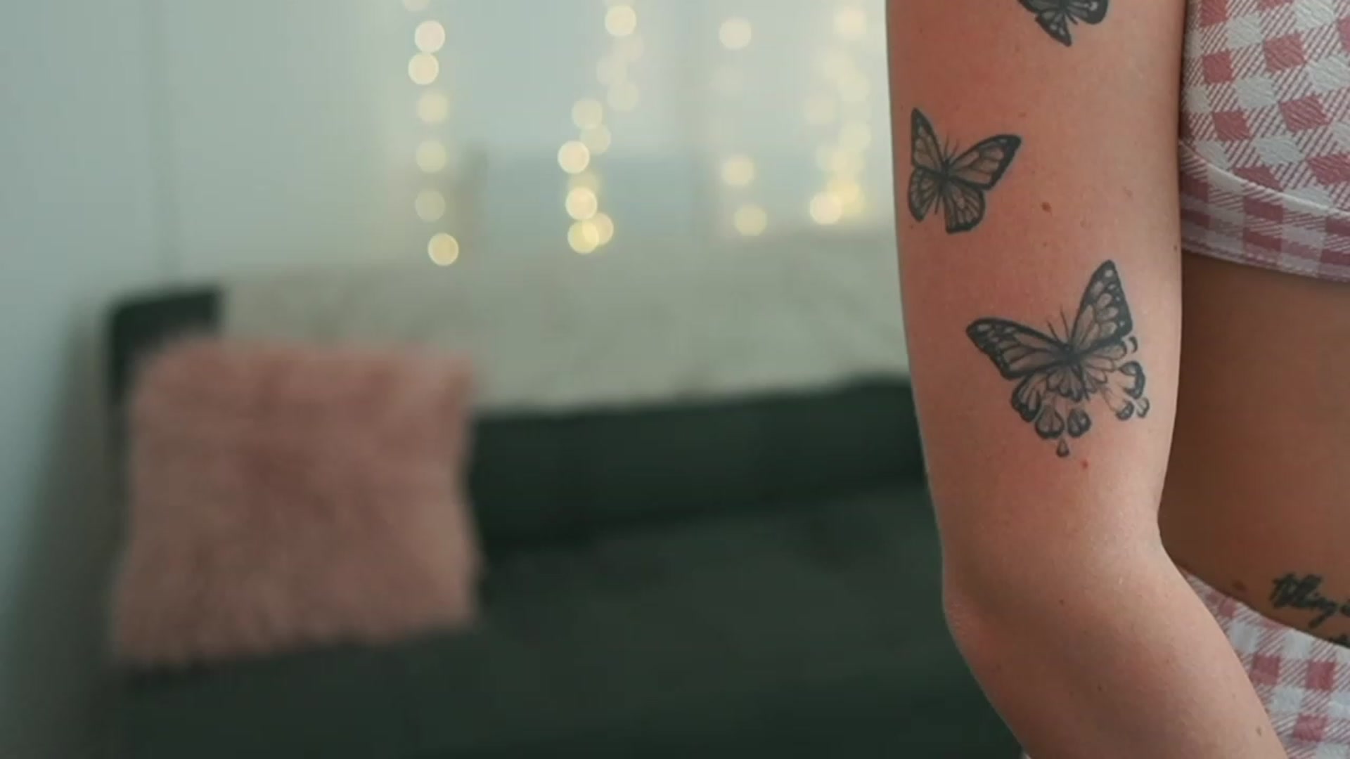 Gallery image thumbnail from NicoletteShea's myfreecams stream on, 05/31/2023, 18:53 image 16 of 20