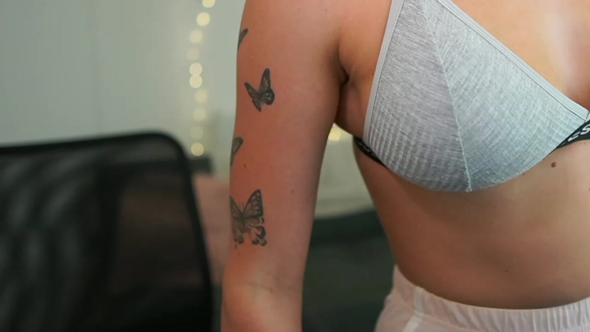 Gallery image thumbnail from NicoletteShea's myfreecams stream on, 06/14/2023, 24:02 image 3 of 20
