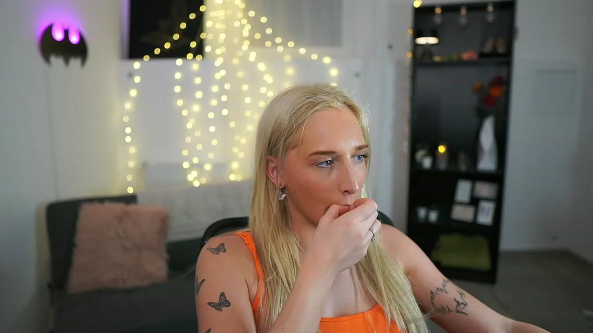 Gallery image thumbnail from NicoletteShea's myfreecams stream on, 06/21/2023, 24:01 image 7 of 20