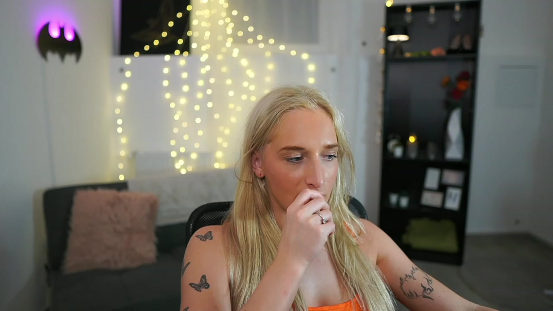 Gallery image thumbnail from NicoletteShea's myfreecams stream on, 06/21/2023, 24:01 image 18 of 20