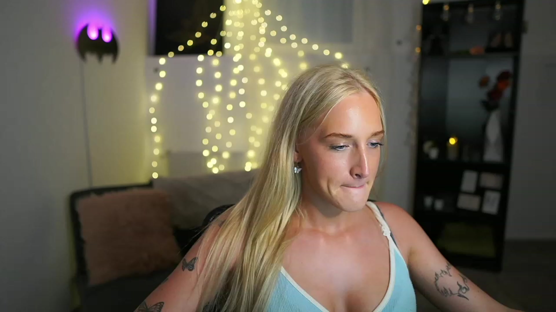 Gallery image thumbnail from NicoletteShea's myfreecams stream on, 06/22/2023, 16:14 image 4 of 20