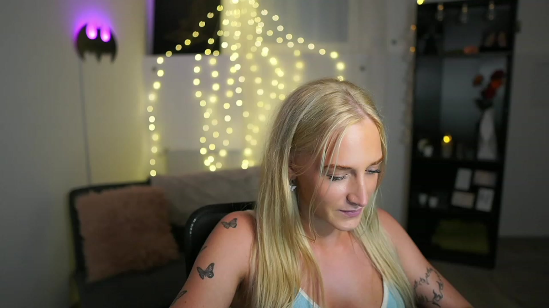 Gallery image thumbnail from NicoletteShea's myfreecams stream on, 06/22/2023, 16:14 image 7 of 20