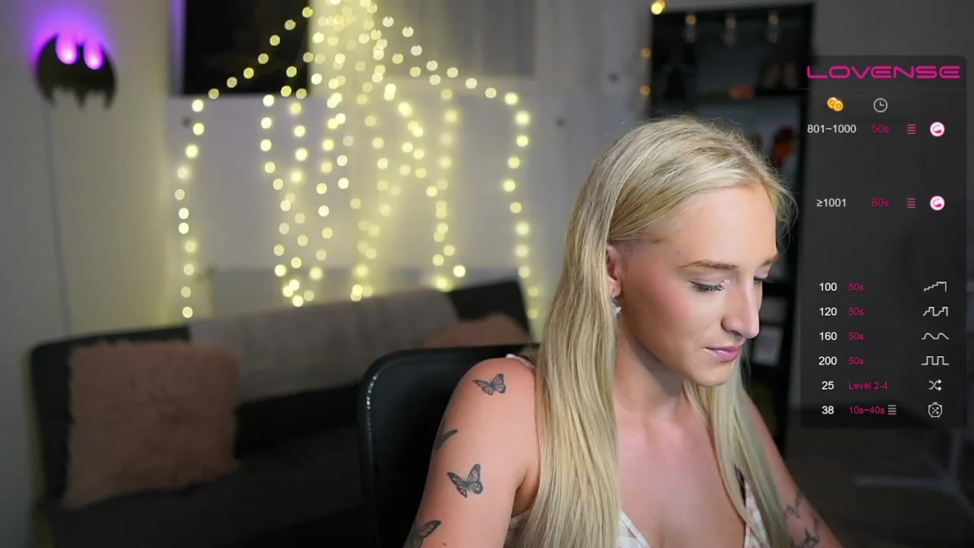 Gallery image thumbnail from NicoletteShea's myfreecams stream on, 06/25/2023, 20:23 image 4 of 20