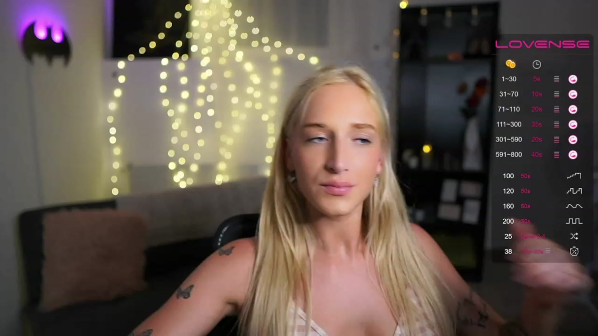 Gallery image thumbnail from NicoletteShea's myfreecams stream on, 06/25/2023, 20:23 image 11 of 20
