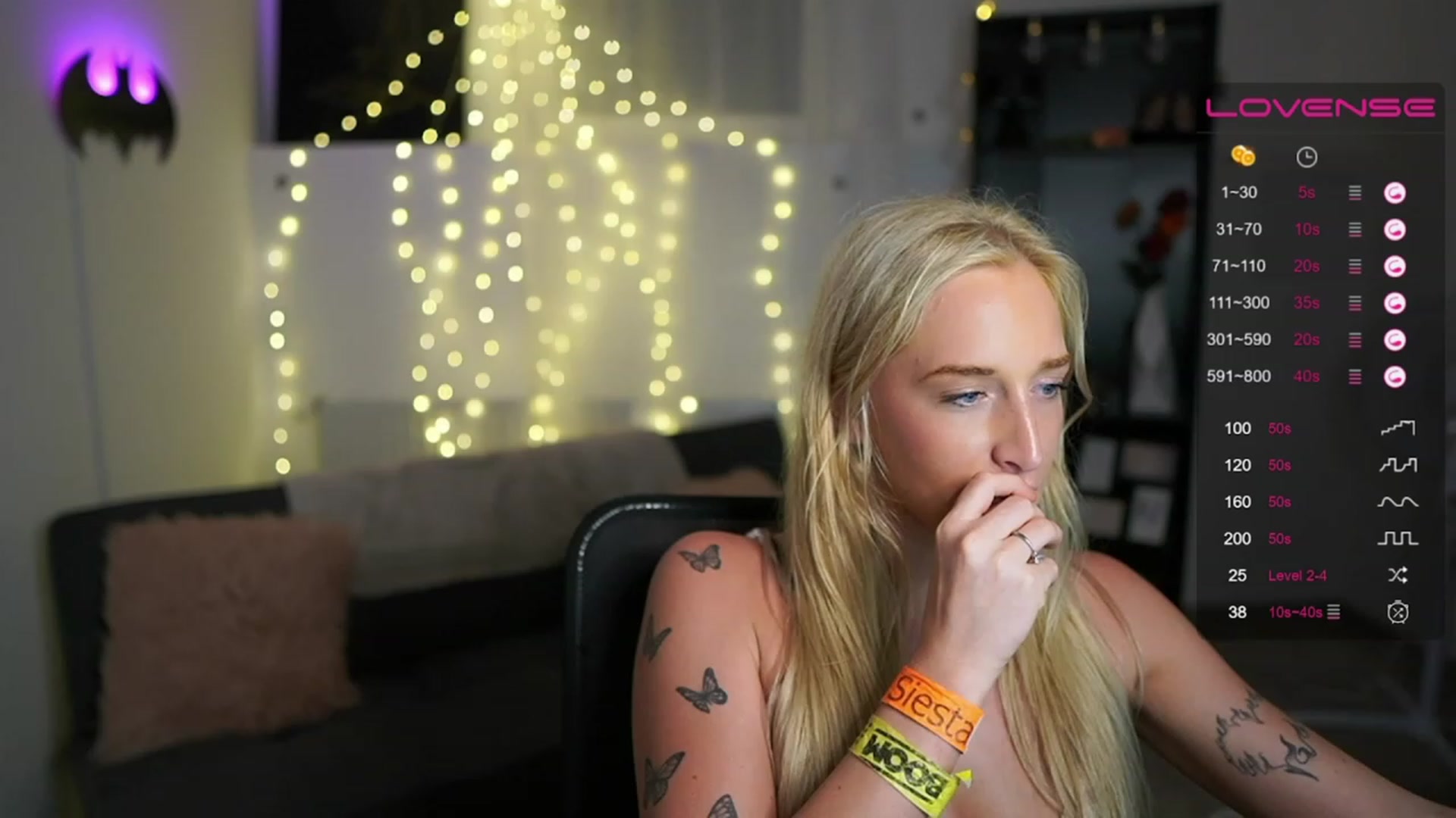 Gallery image thumbnail from NicoletteShea's myfreecams stream on, 06/25/2023, 23:53 image 17 of 20