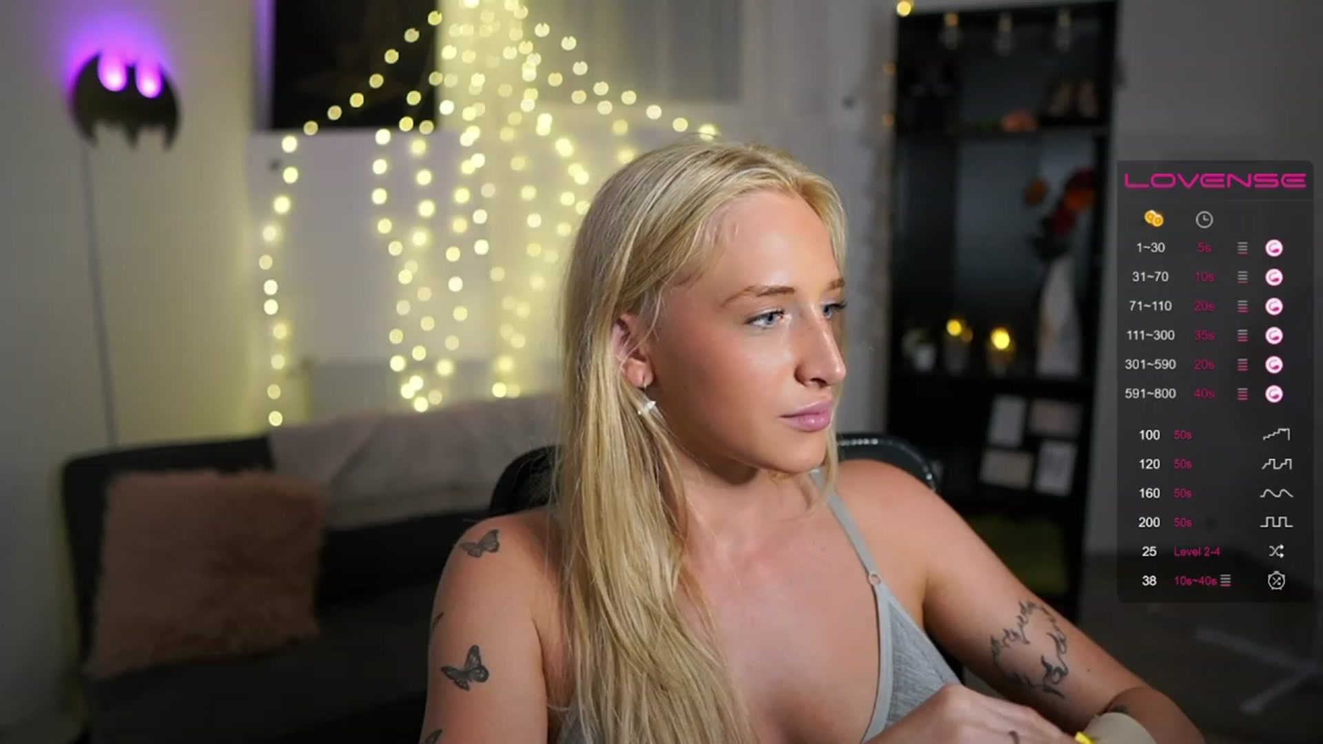 Gallery image thumbnail from NicoletteShea's myfreecams stream on, 06/28/2023, 19:33 image 15 of 20