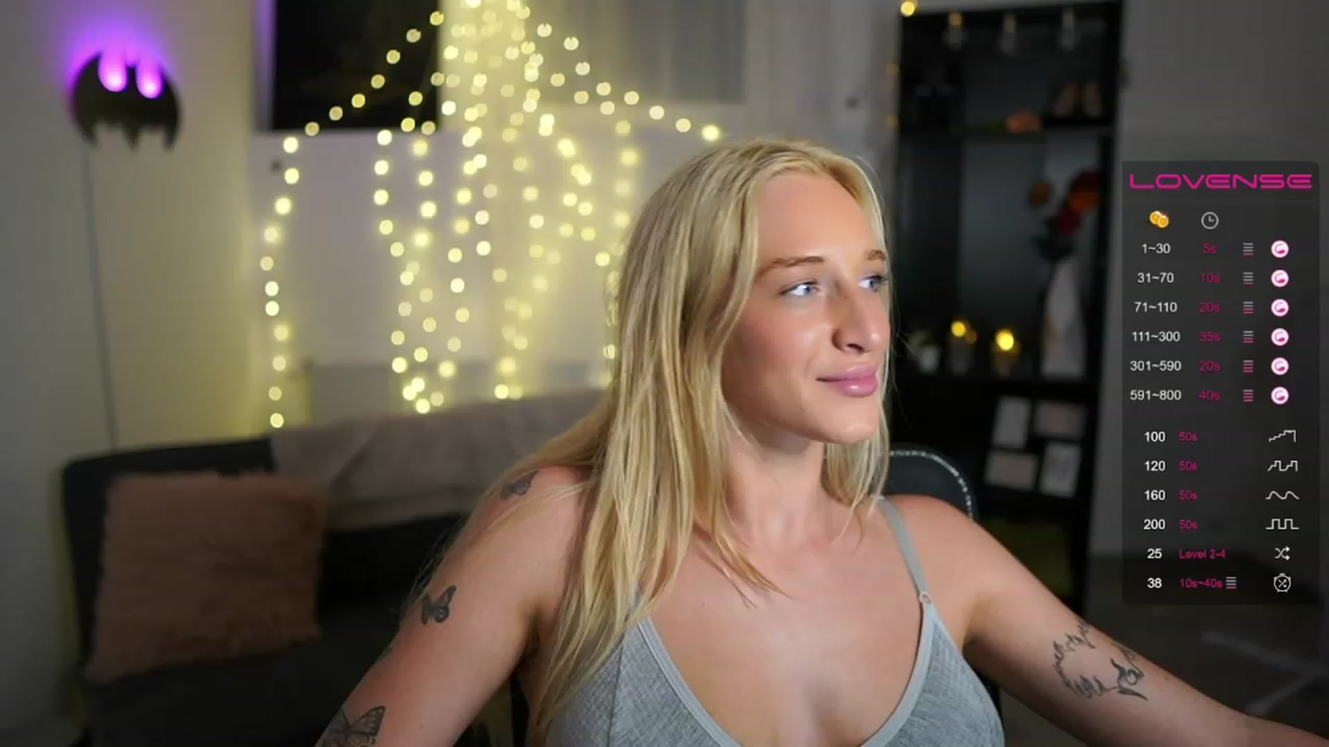 Gallery image thumbnail from NicoletteShea's myfreecams stream on, 06/28/2023, 19:33 image 2 of 20