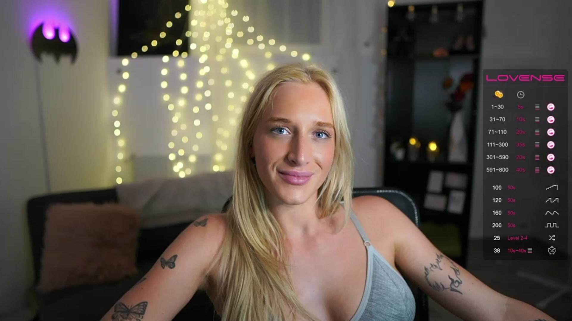 Gallery image thumbnail from NicoletteShea's myfreecams stream on, 06/28/2023, 19:33 image 17 of 20