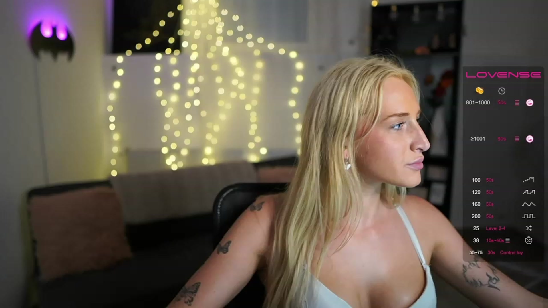 Gallery image thumbnail from NicoletteShea's myfreecams stream on, 06/29/2023, 14:22 image 5 of 20