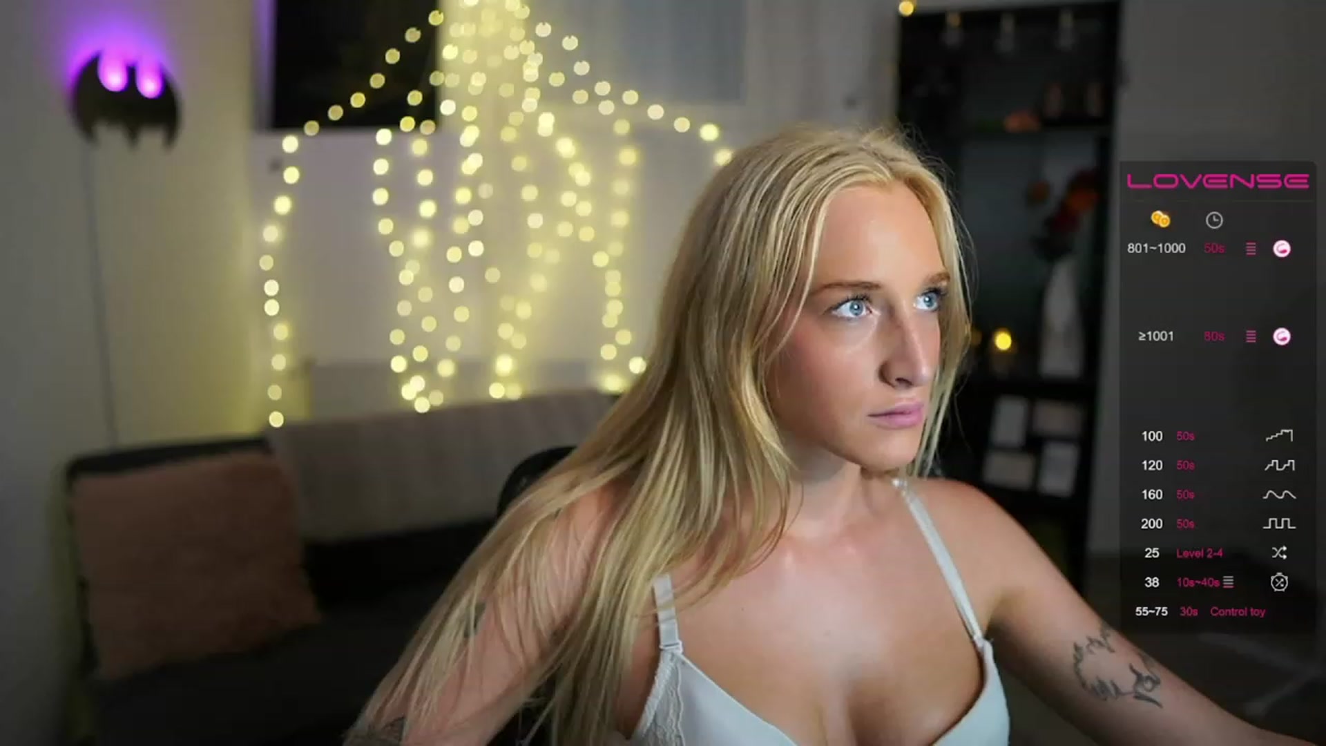Gallery image thumbnail from NicoletteShea's myfreecams stream on, 06/29/2023, 14:22 image 12 of 20