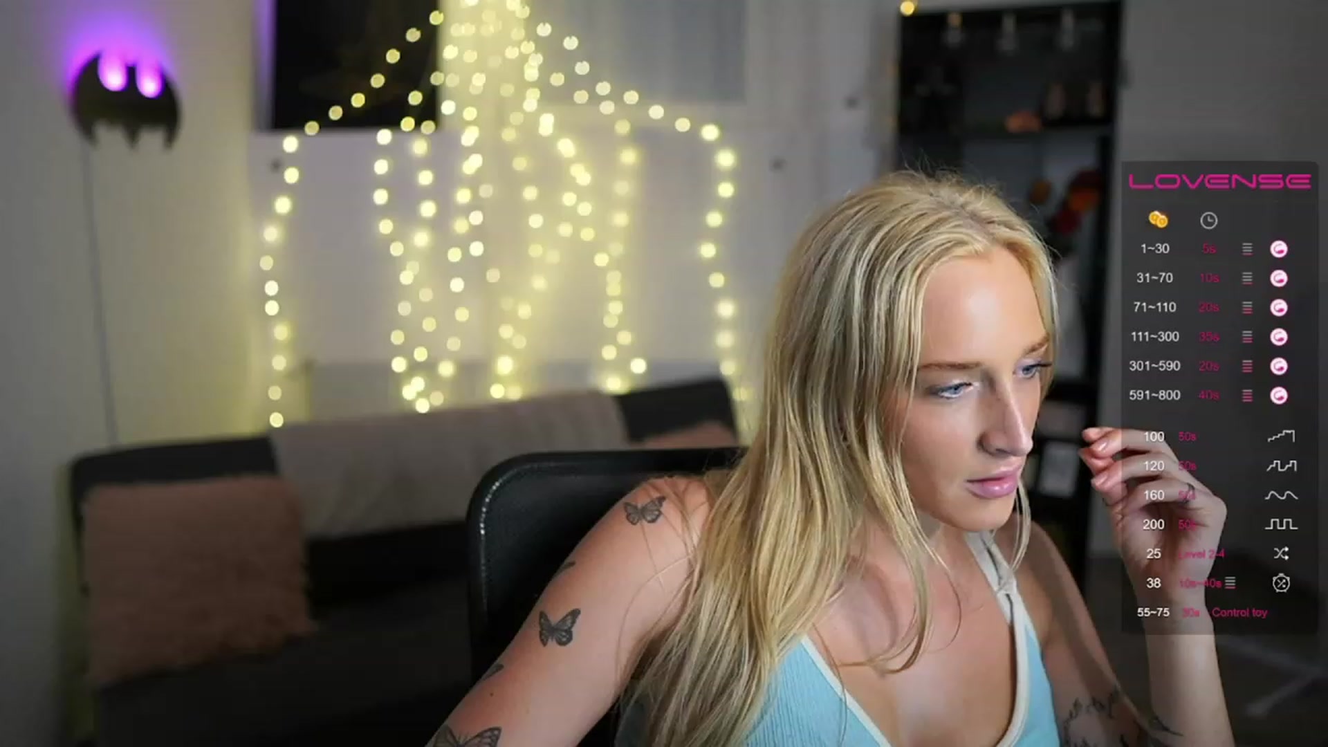 Gallery image thumbnail from NicoletteShea's myfreecams stream on, 06/29/2023, 16:32 image 3 of 20