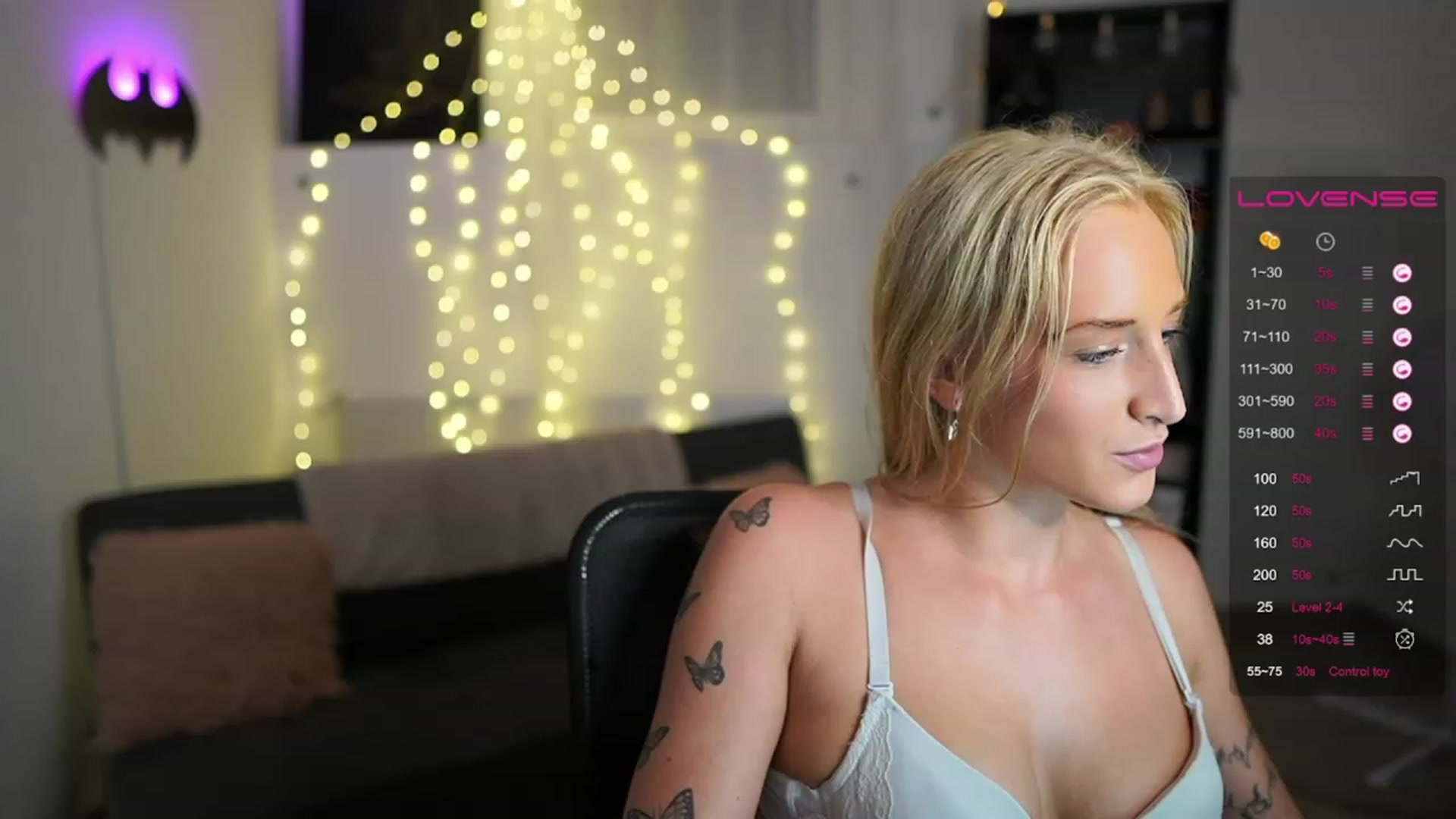 Gallery image thumbnail from NicoletteShea's myfreecams stream on, 06/29/2023, 18:36 image 19 of 20