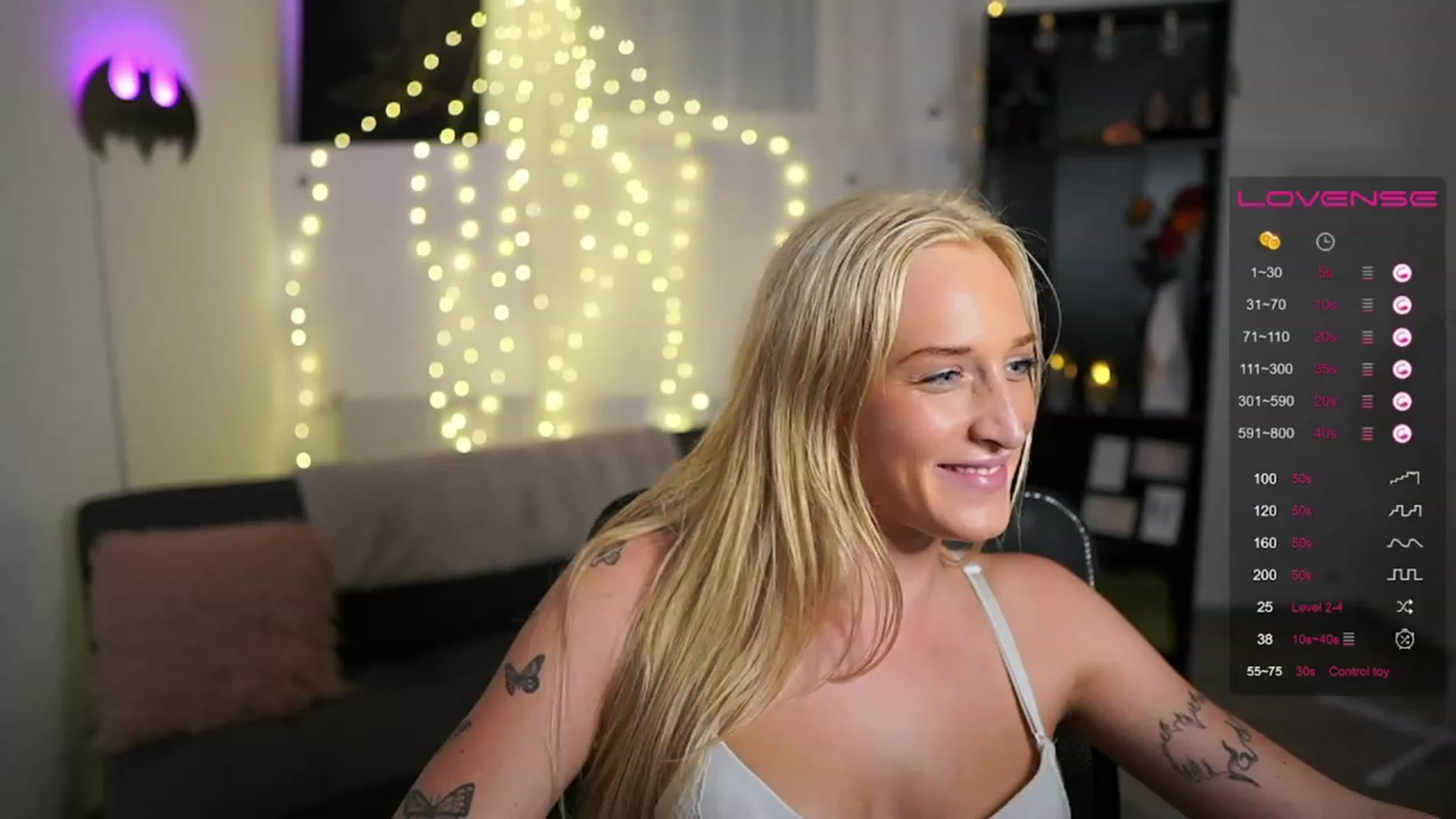 Gallery image thumbnail from NicoletteShea's myfreecams stream on, 06/29/2023, 18:36 image 3 of 20