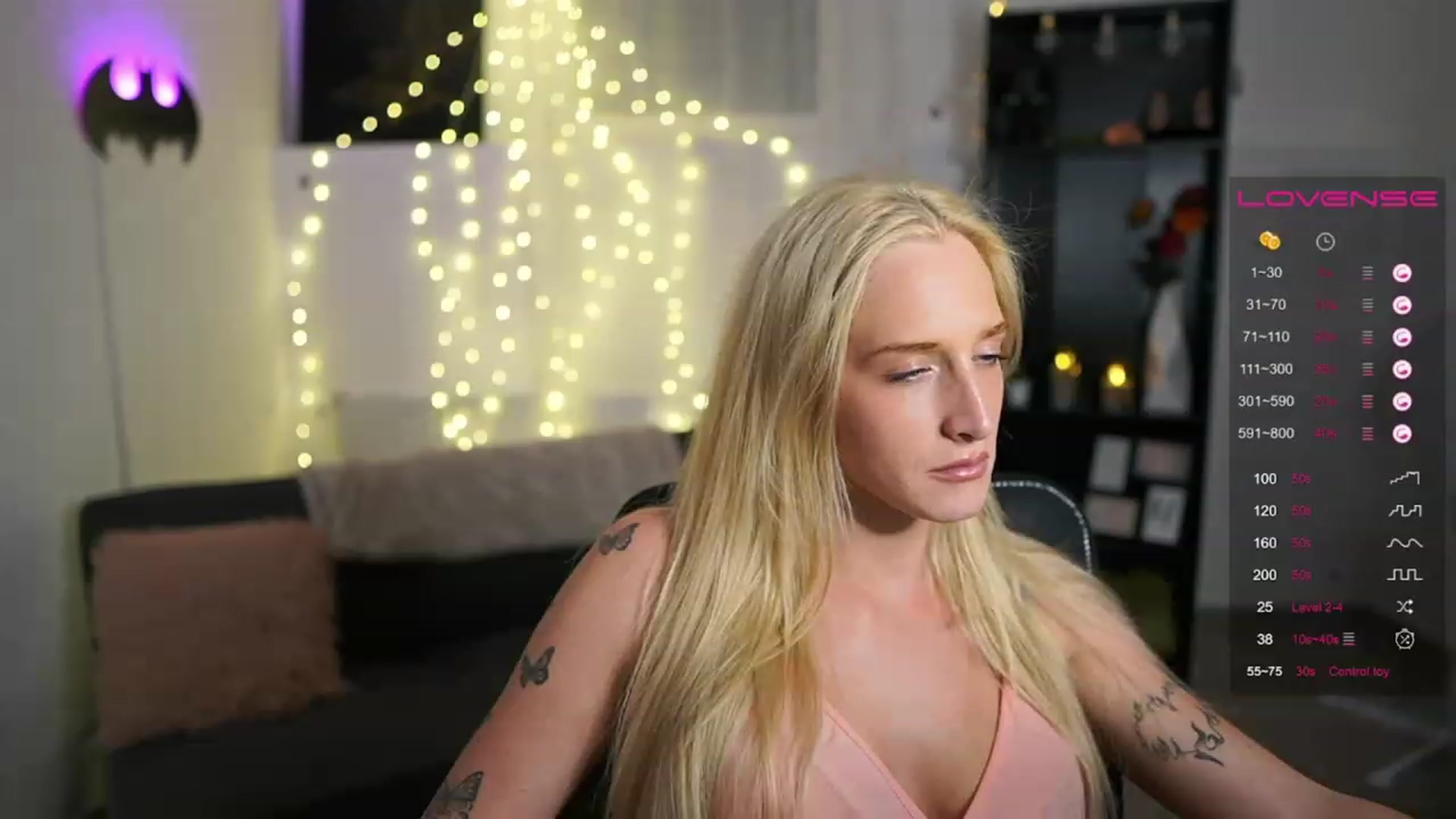 Gallery image thumbnail from NicoletteShea's myfreecams stream on, 06/30/2023, 20:07 image 5 of 20