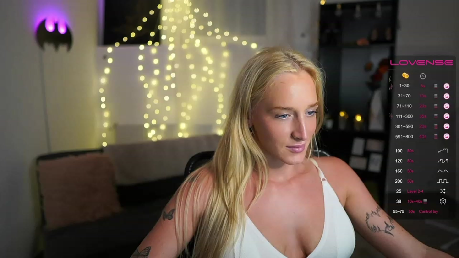 Gallery image thumbnail from NicoletteShea's myfreecams stream on, 07/02/2023, 14:54 image 15 of 20