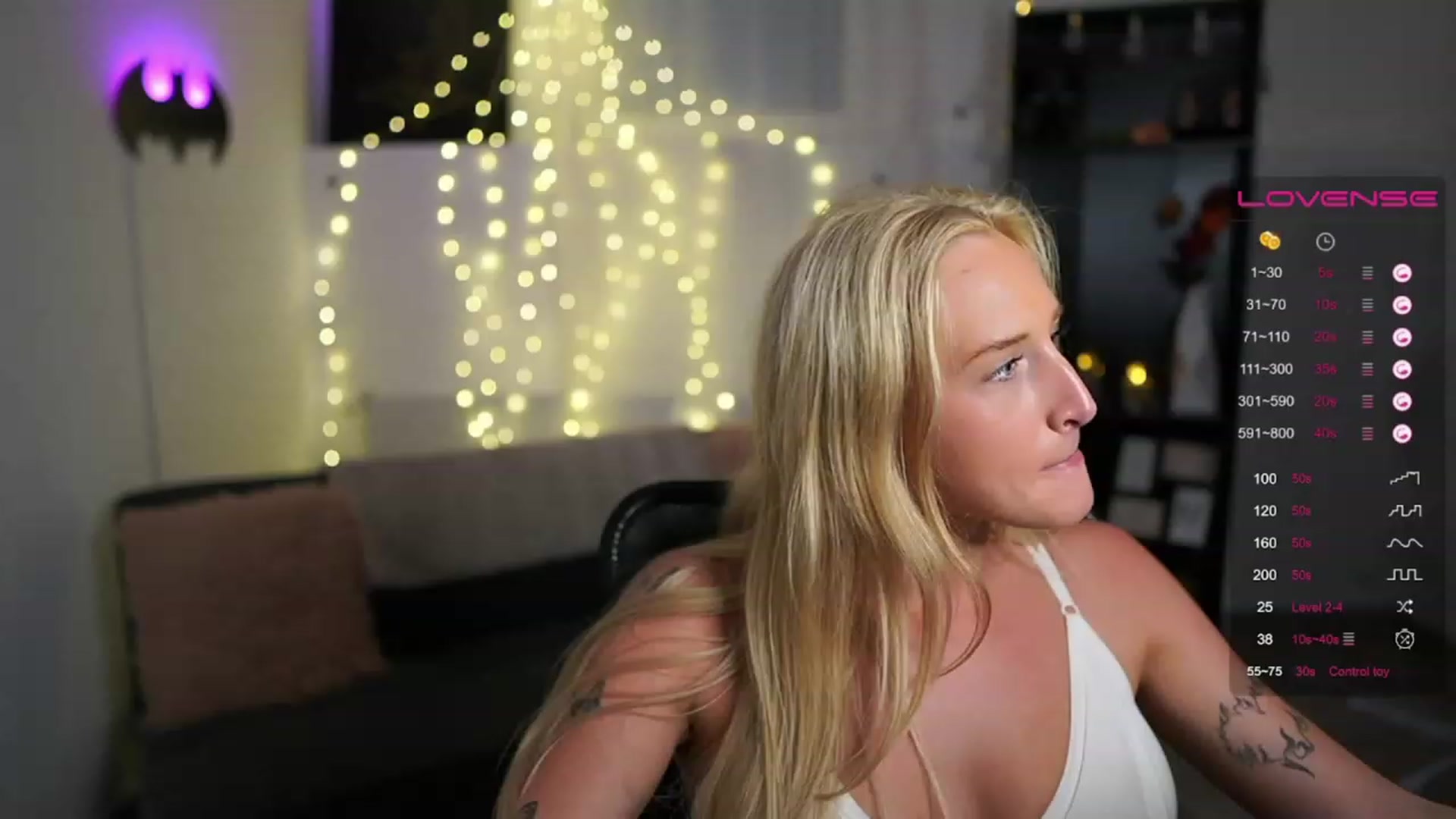 Gallery image thumbnail from NicoletteShea's myfreecams stream on, 07/02/2023, 15:28 image 16 of 20